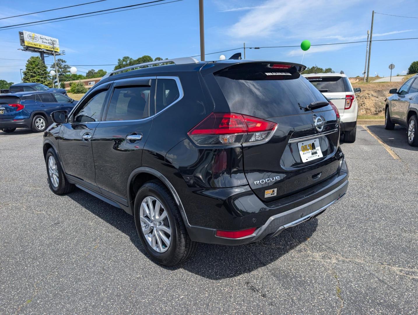 2019 /Charcoal Nissan Rogue SV (KNMAT2MT6KP) with an Regular Unleaded I-4 2.5 L/152 engine, 1-Speed CVT w/OD transmission, located at 3959 U.S. 80 W, Phenix City, AL, 36870, (334) 297-4885, 32.469296, -85.135185 - 2019 Nissan Rogue SV - Photo#6