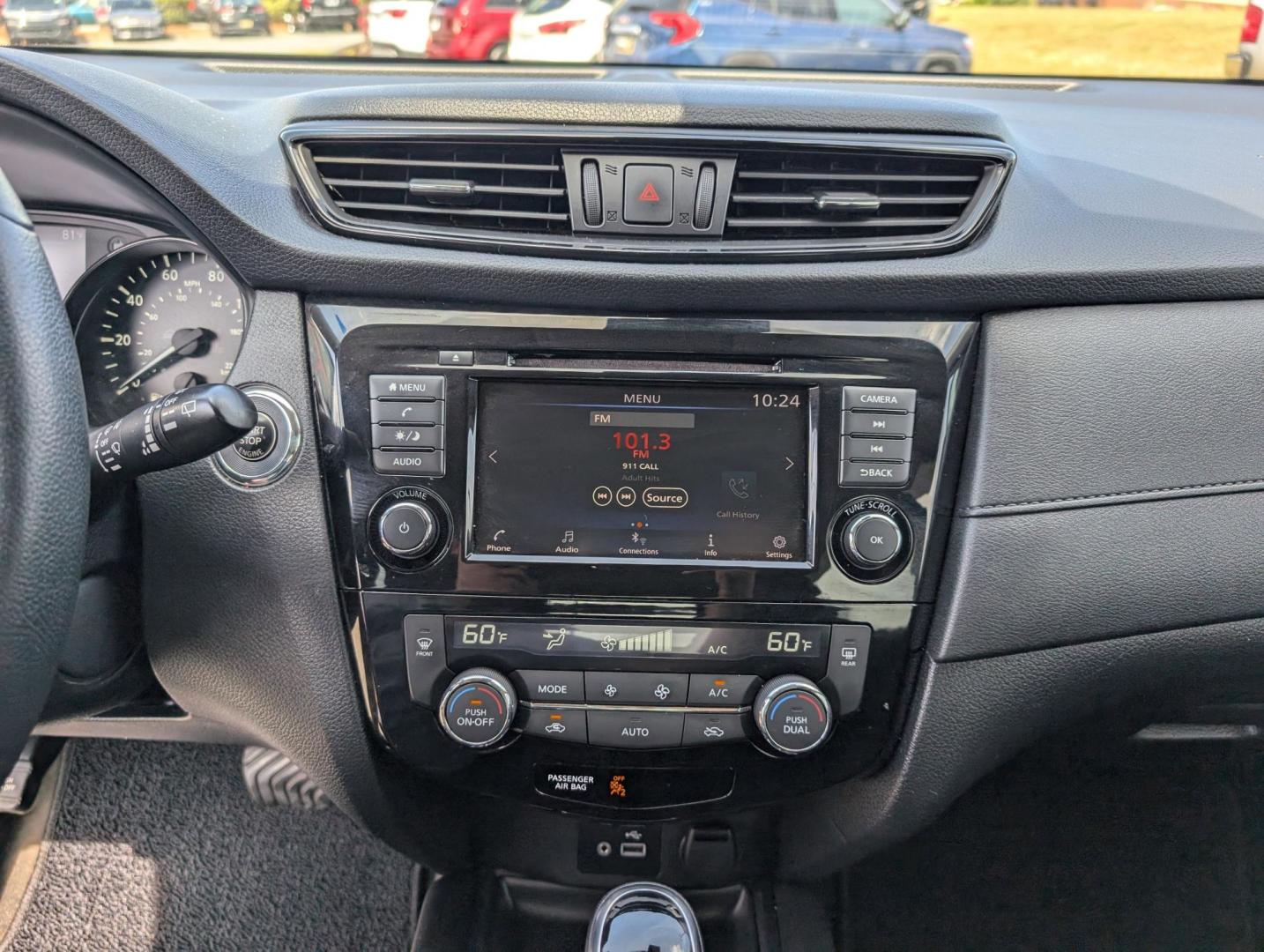 2019 /Charcoal Nissan Rogue SV (KNMAT2MT6KP) with an Regular Unleaded I-4 2.5 L/152 engine, 1-Speed CVT w/OD transmission, located at 3959 U.S. 80 W, Phenix City, AL, 36870, (334) 297-4885, 32.469296, -85.135185 - 2019 Nissan Rogue SV - Photo#14