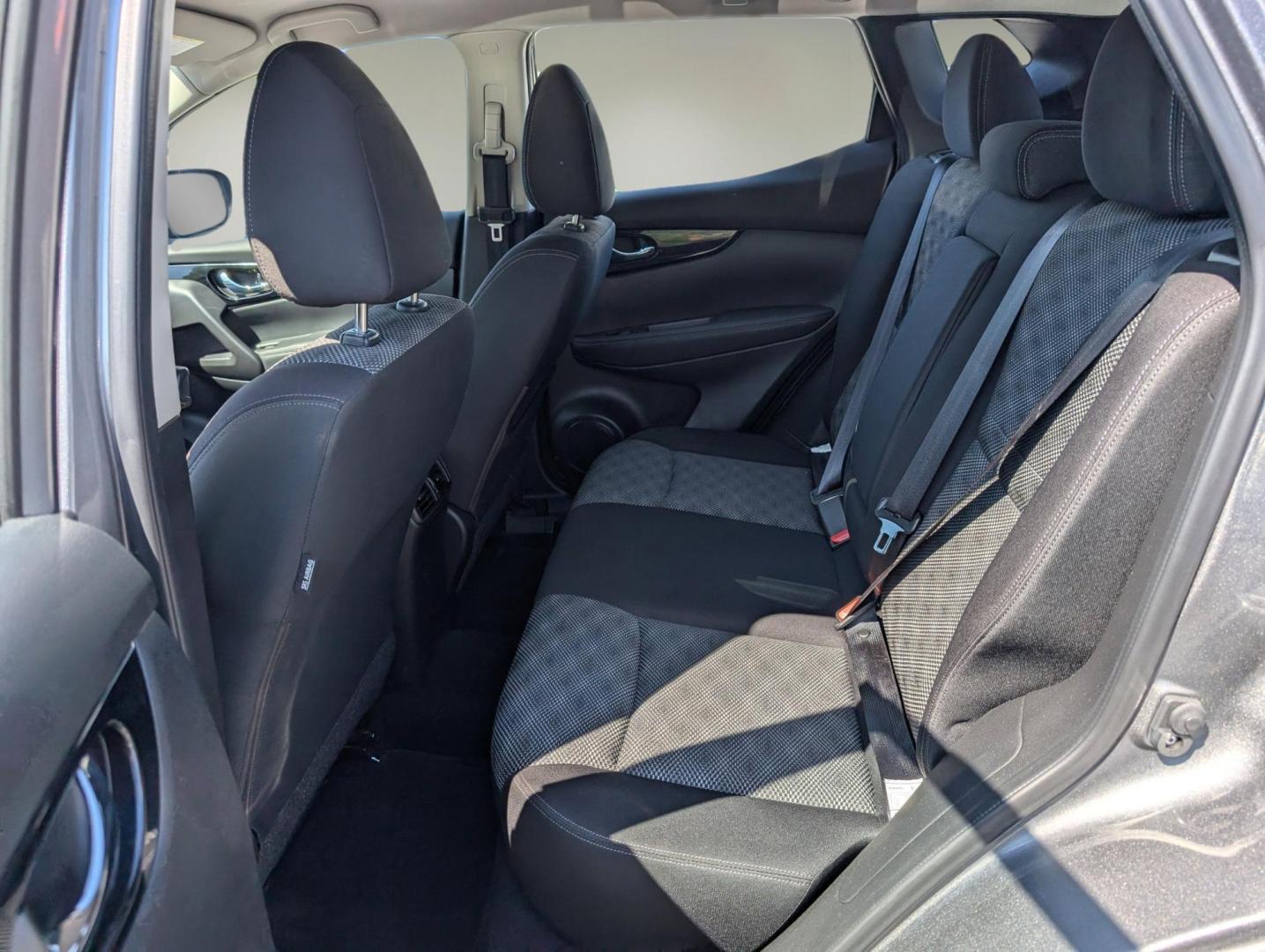 2019 /Charcoal Nissan Rogue Sport SV (JN1BJ1CR6KW) with an Regular Unleaded I-4 2.0 L/122 engine, 1-Speed CVT w/OD transmission, located at 3959 U.S. 80 W, Phenix City, AL, 36870, (334) 297-4885, 32.469296, -85.135185 - 2019 Nissan Rogue Sport SV - Photo#10
