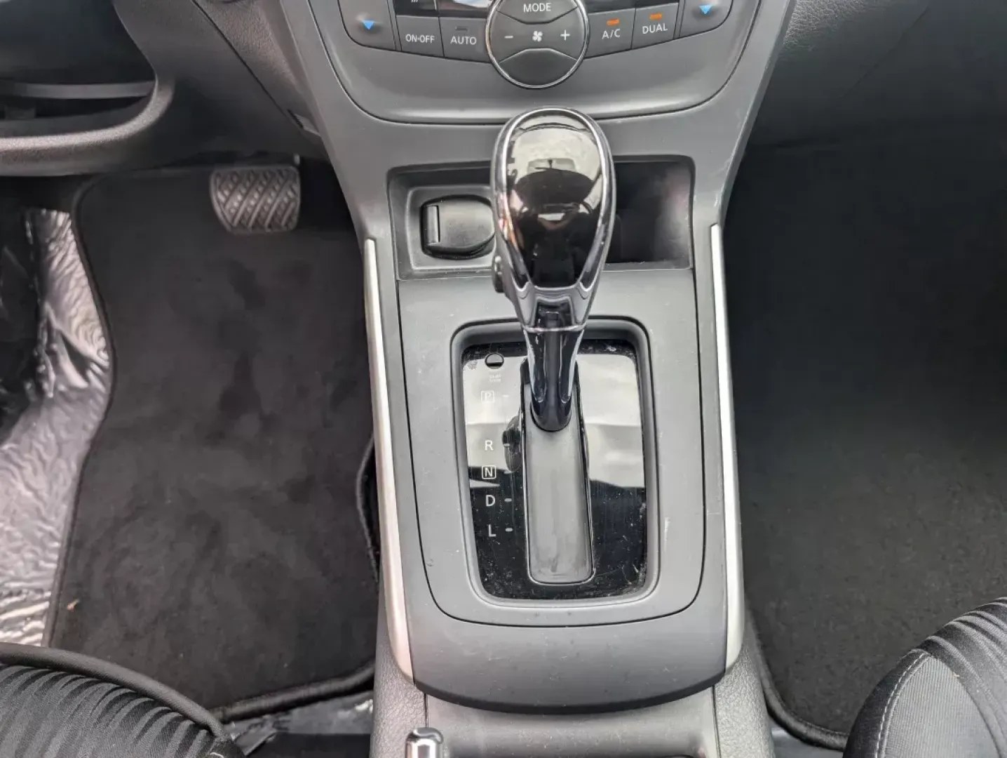 2019 /Charcoal Nissan Sentra SV (3N1AB7AP0KL) with an Regular Unleaded I-4 1.8 L/110 engine, 1-Speed CVT w/OD transmission, located at 3959 U.S. 80 W, Phenix City, AL, 36870, (334) 297-4885, 32.469296, -85.135185 - 2019 Nissan Sentra SV - Photo#14