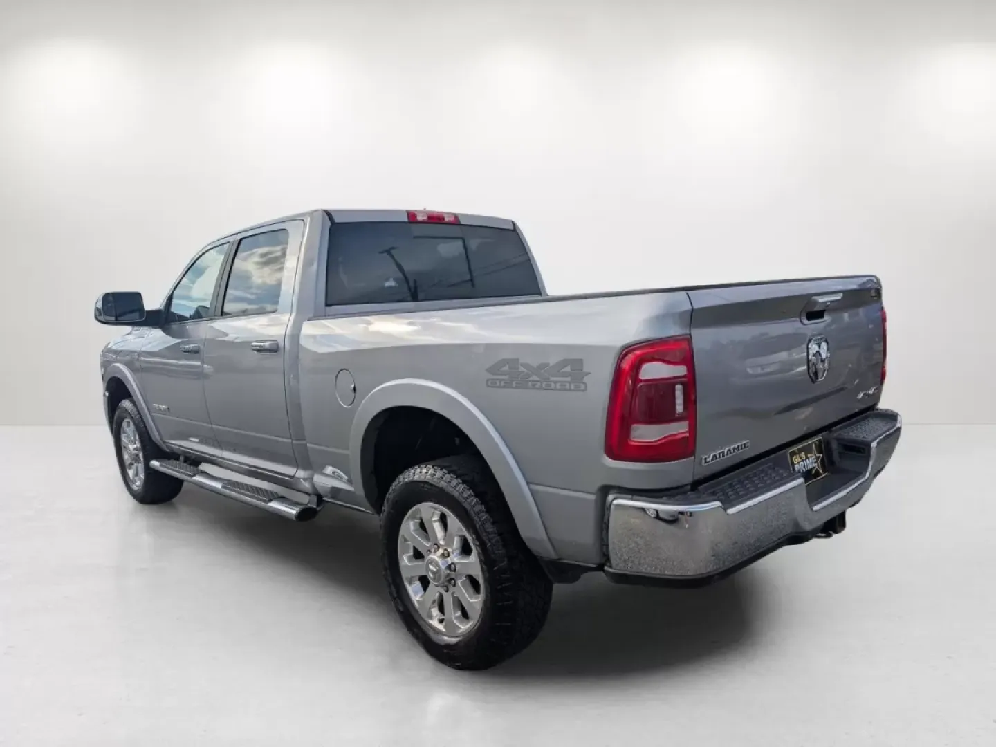 2019 /Black Ram 2500 Laramie (3C6UR5FJ2KG) with an Other engine, located at 7000 Northlake Connector, Columbus, GA, 31904, (706) 987-8085, 32.524975, -84.978134 - **Unleash Your Adventures with the 2019 Ram 2500 Laramie Crew Cab Pickup!**<br /> <br /> Are you ready to elevate your weekend adventures or tackle your daily commutes with confidence? The 2019 Ram 2500 Laramie Crew Cab Pickup is the perfect blend of power, comfort, and technology, making it an idea - Photo#6