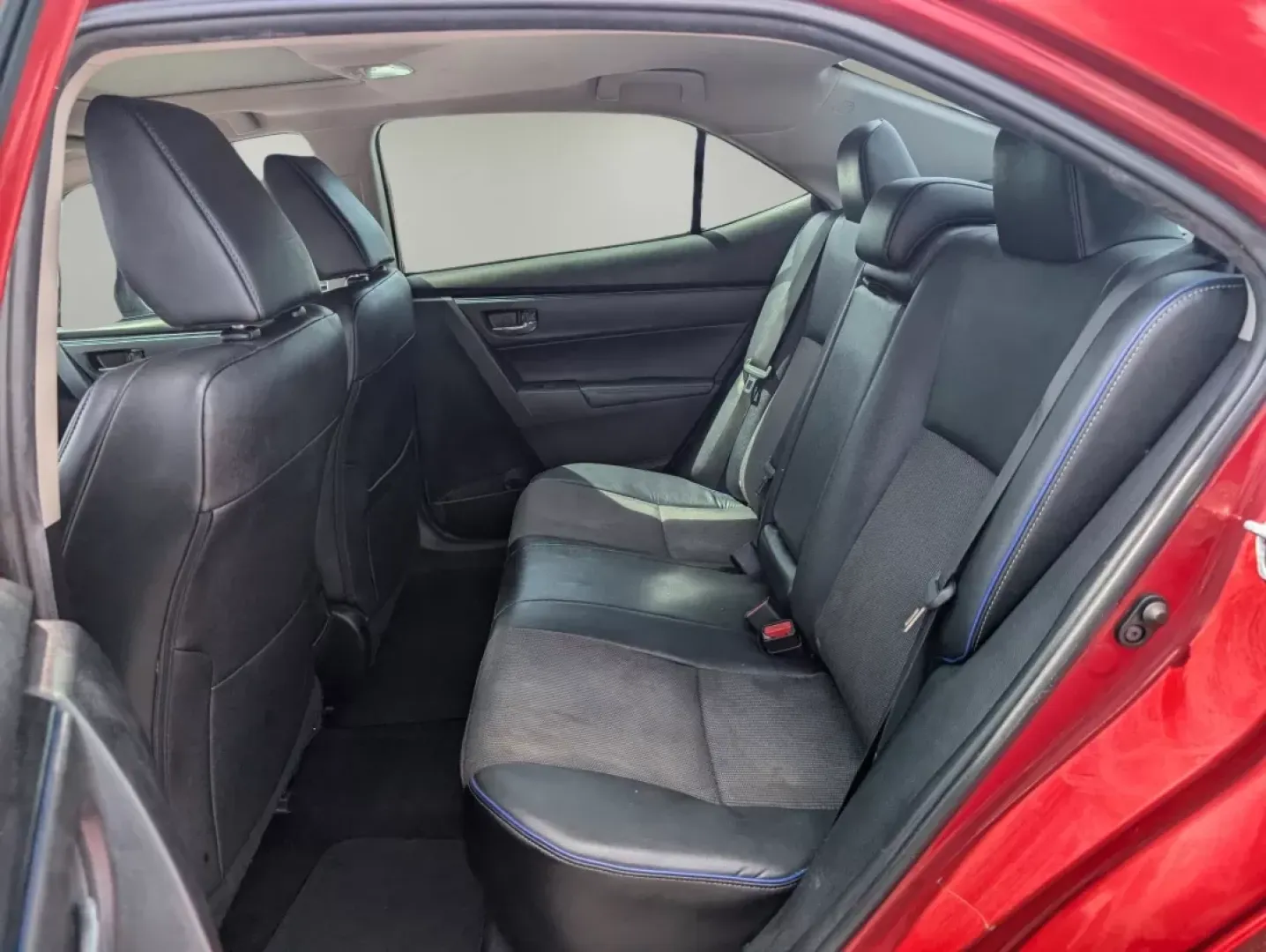 2019 Toyota Corolla SE (5YFBURHEXKP) with an Other engine, located at 3959 U.S. 80 W, Phenix City, AL, 36870, (334) 297-4885, 32.469296, -85.135185 - Discover the ideal companion for your daily adventures with the 2019 Toyota Corolla, available now at Gils Auto in Phenix City, AL. This sedan is perfect for budget-conscious buyers and those looking for reliable transportation that seamlessly fits into their active lifestyles. Whether you're commut - Photo#11