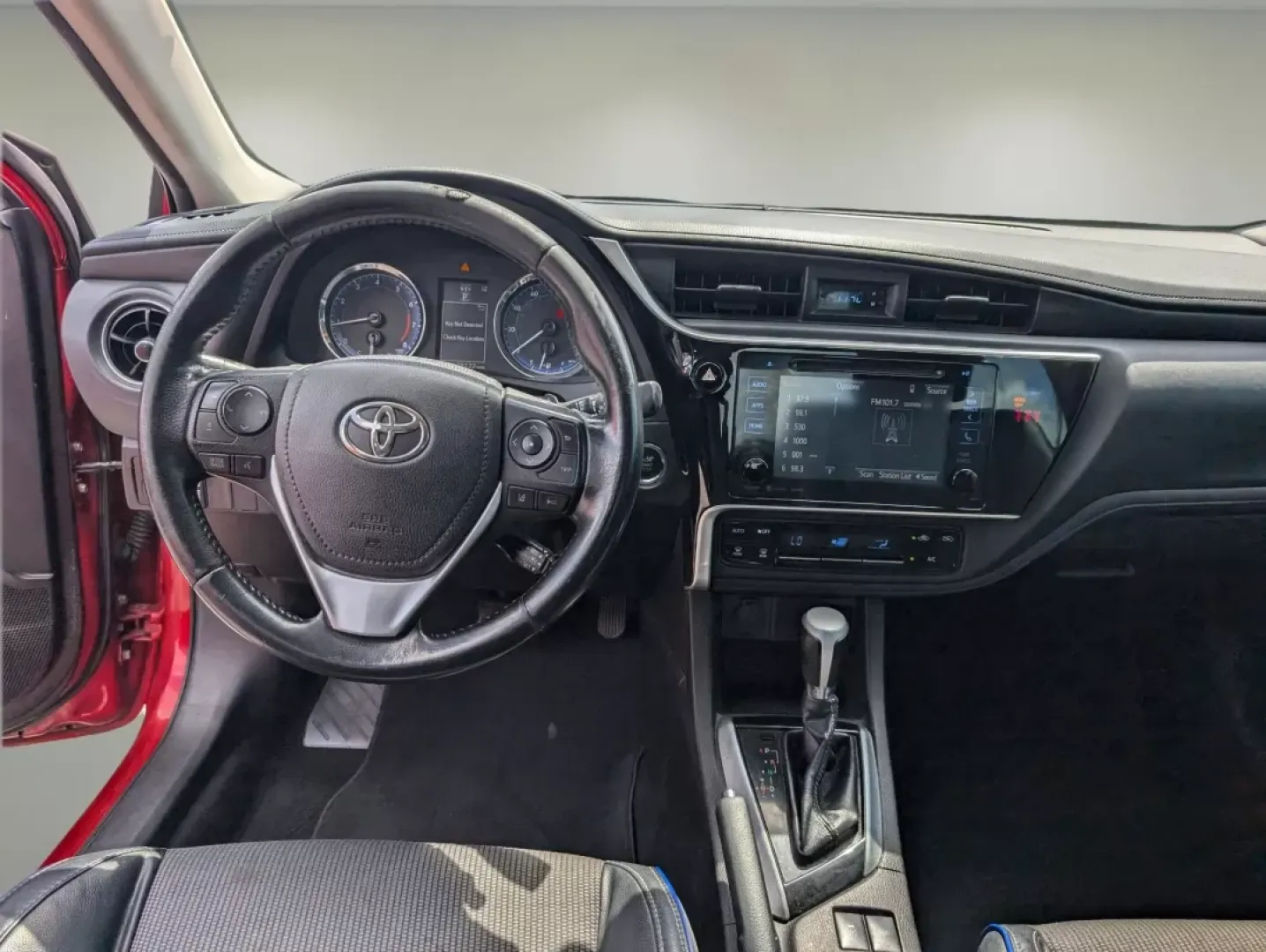 2019 Toyota Corolla SE (5YFBURHEXKP) with an Other engine, located at 3959 U.S. 80 W, Phenix City, AL, 36870, (334) 297-4885, 32.469296, -85.135185 - Discover the ideal companion for your daily adventures with the 2019 Toyota Corolla, available now at Gils Auto in Phenix City, AL. This sedan is perfect for budget-conscious buyers and those looking for reliable transportation that seamlessly fits into their active lifestyles. Whether you're commut - Photo#12