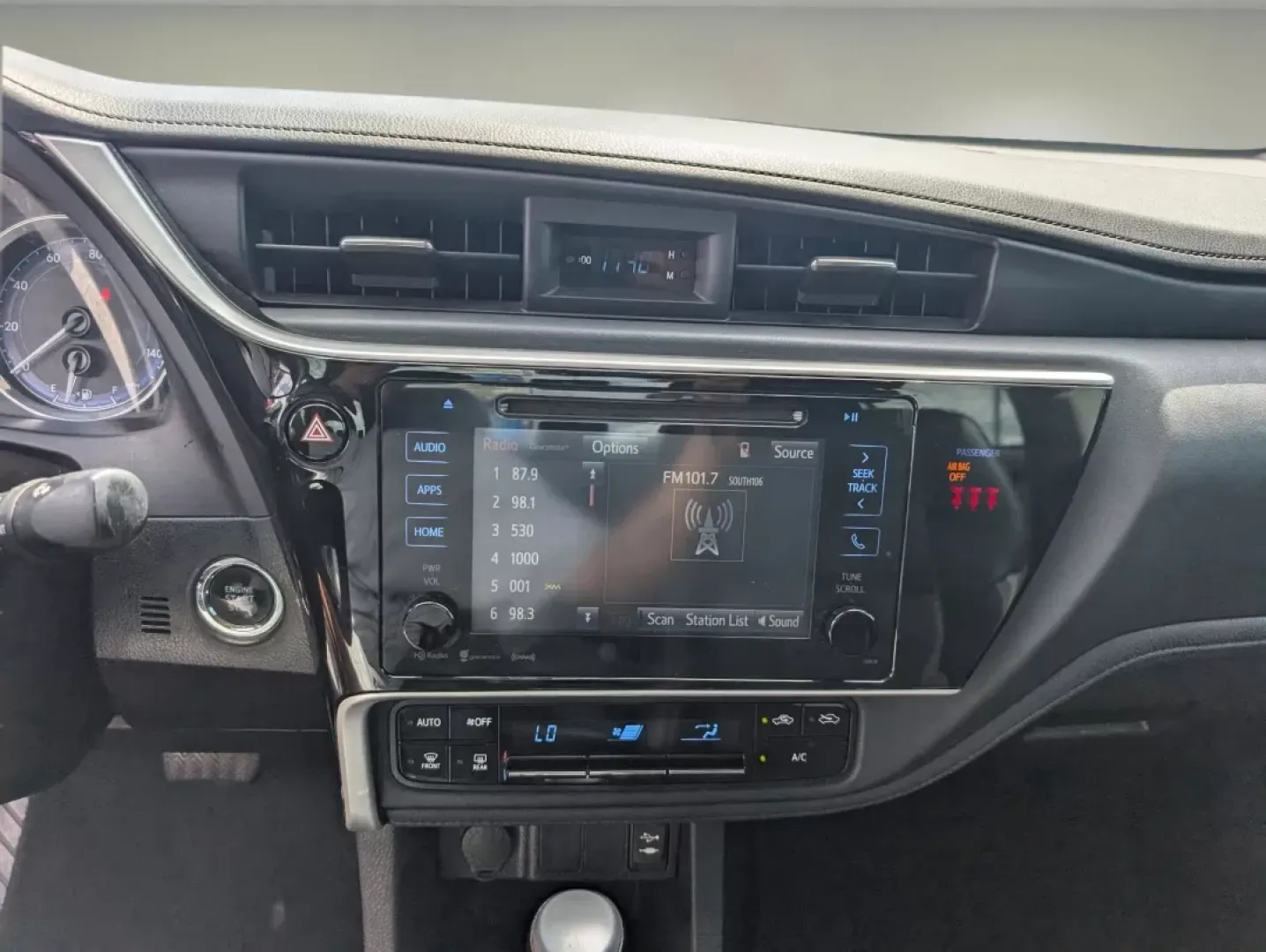 2019 Toyota Corolla SE (5YFBURHEXKP) with an Other engine, located at 3959 U.S. 80 W, Phenix City, AL, 36870, (334) 297-4885, 32.469296, -85.135185 - Discover the ideal companion for your daily adventures with the 2019 Toyota Corolla, available now at Gils Auto in Phenix City, AL. This sedan is perfect for budget-conscious buyers and those looking for reliable transportation that seamlessly fits into their active lifestyles. Whether you're commut - Photo#15