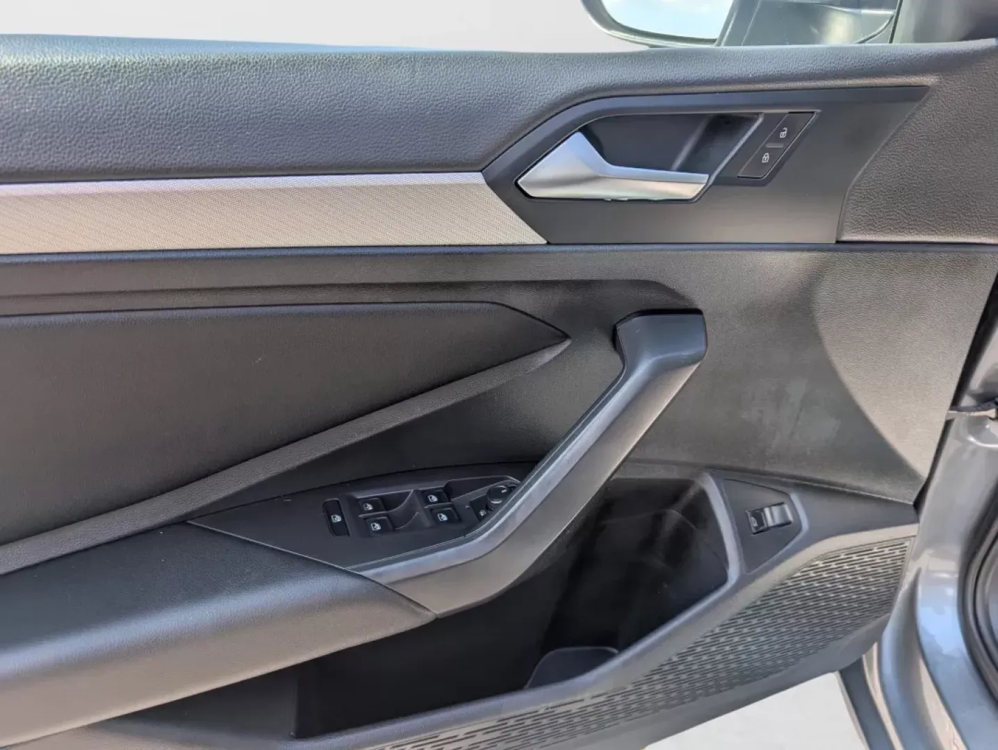 2019 Volkswagen Jetta R-Line (3VWC57BU0KM) with an Other engine, located at 521 Old Farm Lane Rd, Prattville, AL, 36066, (334) 325-1505, 32.482460, -86.416367 - **Embrace the Open Road with the 2019 Volkswagen Jetta R-Line! Ideal for Commuters and Adventurers Alike!**<br /> <br /> Are you searching for the perfect vehicle to elevate your daily commute or weekend getaways? Look no further than this stunning 2019 Volkswagen Jetta R-Line, available now at Gils - Photo#8