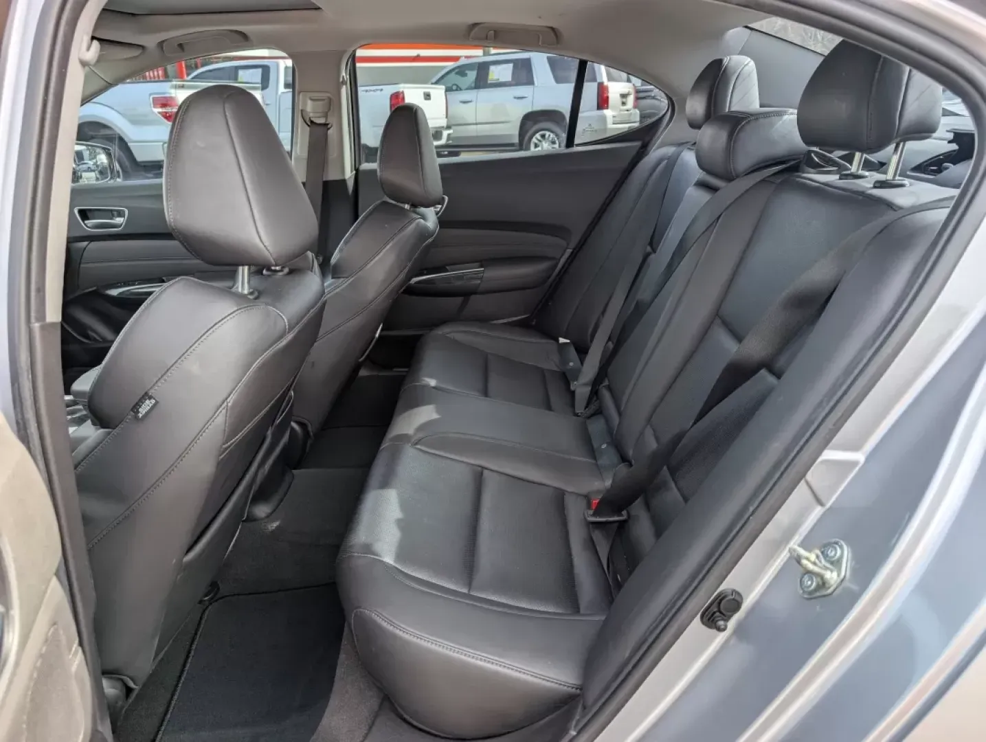 2020 Acura TLX w/Technology Pkg (19UUB1F56LA) with an Other engine, located at 3959 U.S. 80 W, Phenix City, AL, 36870, (334) 297-4885, 32.469296, -85.135185 - **Elevate Your Commute with the 2020 Acura TLX at Gils Auto in Phenix City, AL!**<br /> <br /> Are you on the lookout for a vehicle that perfectly blends luxury with functionality? Imagine every drive transformed into a delightful experience, whether you're commuting to work or heading out on a week - Photo#10