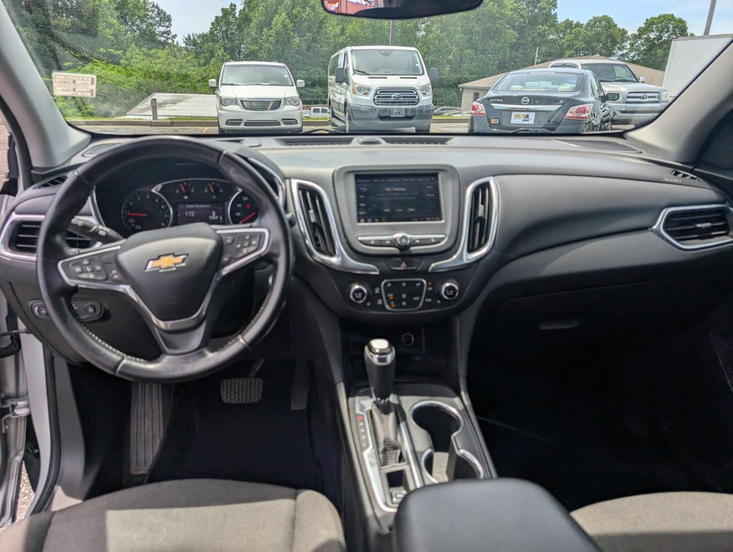 2020 /Jet Black Chevrolet Equinox LT (2GNAXJEVXL6) with an Turbocharged Gas I4 1.5L/92 engine, 6-Speed Automatic transmission, located at 3959 U.S. 80 W, Phenix City, AL, 36870, (334) 297-4885, 32.469296, -85.135185 - 2020 Chevrolet Equinox LT - Photo#11