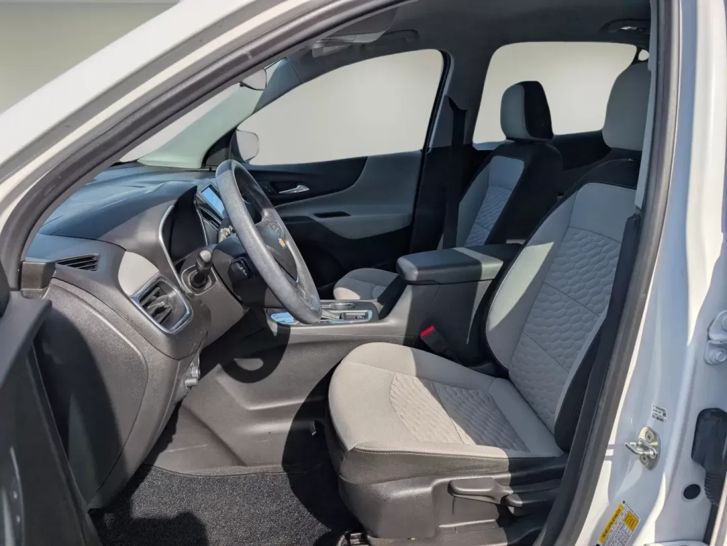 2020 /Medium Ash Gray Chevrolet Equinox LS (3GNAXHEV9LS) with an Other engine, located at 804 22nd Ave, Phenix City, AL, 36870, (334) 297-1860, 32.484749, -85.024475 - **Explore the Open Road with the 2020 Chevrolet Equinox at Gils Auto - Your Trusted Buy Here Pay Here Dealership in Phenix City**<br /> <br /> Are you in search of a versatile SUV that can effortlessly cater to your family's daily needs and weekend adventures? Look no further than this 2020 Chevrole - Photo#8