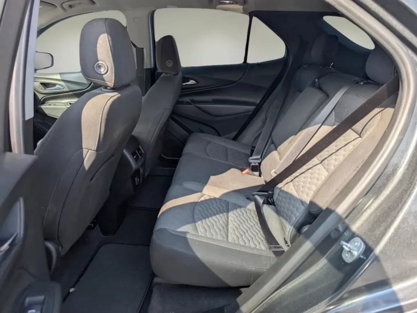 2020 /Jet Black Chevrolet Equinox LT (2GNAXKEV2L6) with an Other engine, located at 5115 14th Ave., Columbus, GA, 31904, (706) 323-0345, 32.511494, -84.971046 - **Explore New Horizons in the 2020 Chevrolet Equinox LT Perfect for Your Next Adventure!**<br /> <br /> Are you ready to elevate your daily commute or embark on weekend getaways? The 2020 Chevrolet Equinox LT is the ultimate SUV for those seeking comfort, versatility, and style. With its spacious i - Photo#10