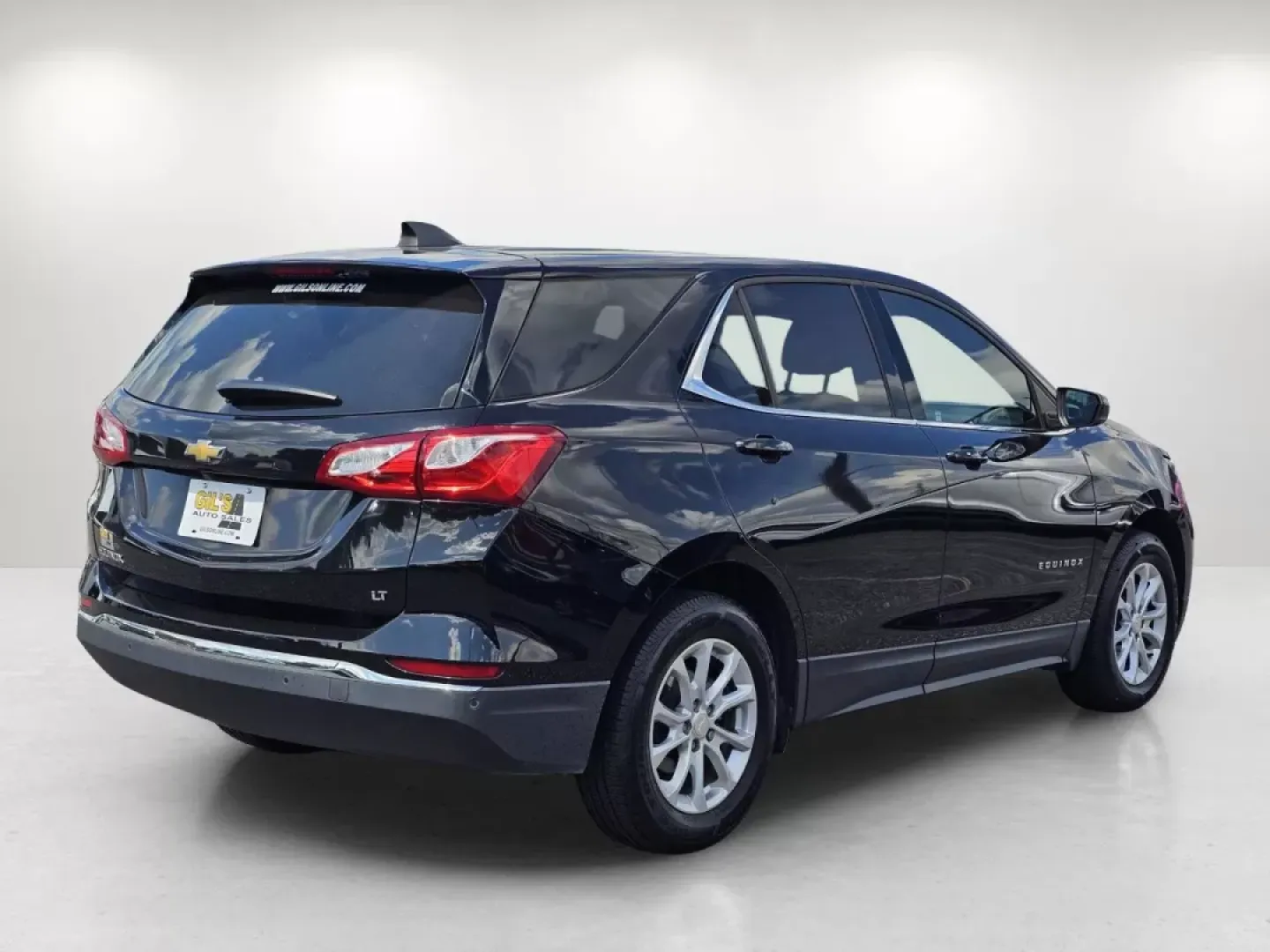 2020 /Jet Black Chevrolet Equinox LT (3GNAXJEV9LL) with an Other engine, located at 1430 Gateway Drive, Opelika, AL, 36801, (334) 239-0944, 32.637871, -85.409790 - **Explore New Adventures with the 2020 Chevrolet Equinox LT: Perfect for Phenix City Families!**<br /> <br /> If you're looking for a versatile SUV that can handle everything from school drop-offs to weekend getaways, look no further than the 2020 Chevrolet Equinox LT available at Gils Auto in Pheni - Photo#4