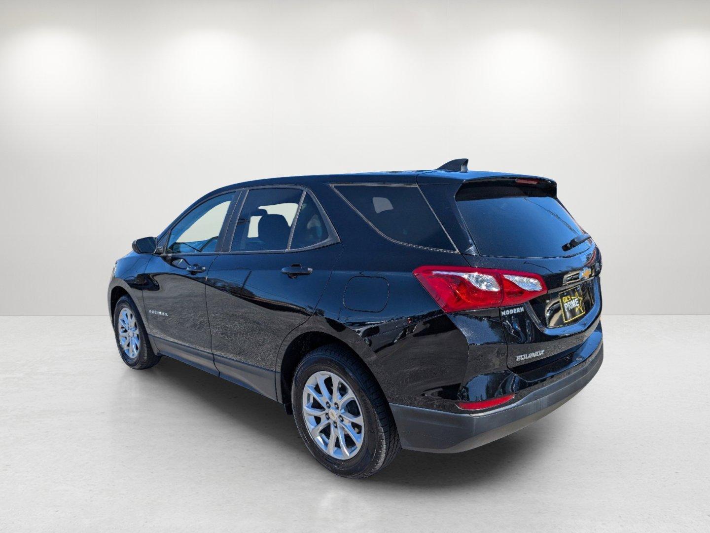 2020 /Medium Ash Gray Chevrolet Equinox LS (2GNAXHEV4L6) with an Turbocharged Gas I4 1.5L/92 engine, 6-Speed Automatic transmission, located at 7000 Northlake Connector, Columbus, GA, 31904, (706) 987-8085, 32.524975, -84.978134 - 2020 Chevrolet Equinox LS - Photo#6