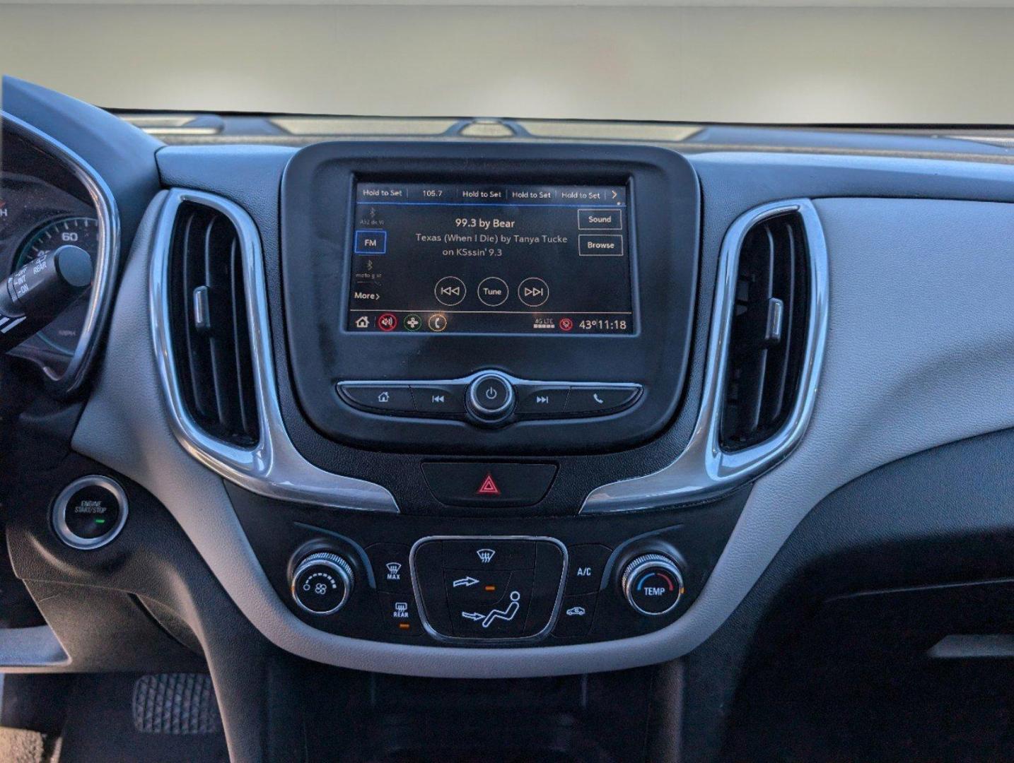 2020 /Medium Ash Gray Chevrolet Equinox LS (2GNAXHEV4L6) with an Turbocharged Gas I4 1.5L/92 engine, 6-Speed Automatic transmission, located at 7000 Northlake Connector, Columbus, GA, 31904, (706) 987-8085, 32.524975, -84.978134 - 2020 Chevrolet Equinox LS - Photo#13