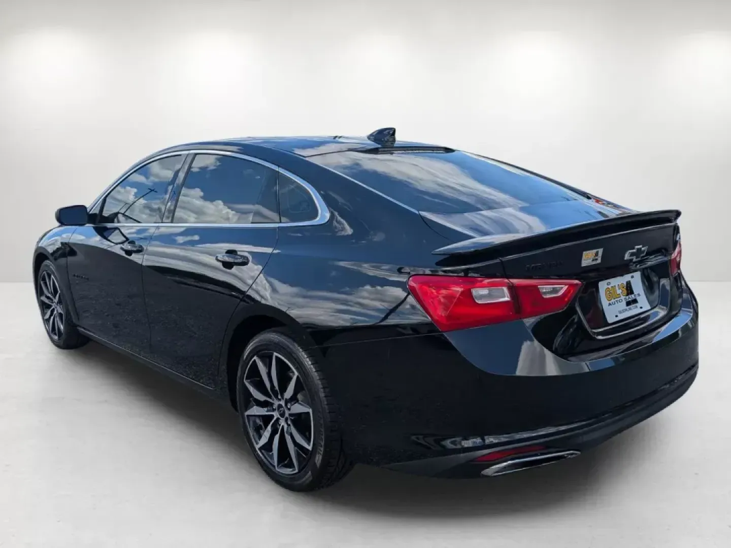 2020 /Jet Black Chevrolet Malibu RS (1G1ZG5ST1LF) with an Turbocharged Gas I4 1.5L/91 engine, 1-Speed Automatic transmission, located at 5115 14th Ave., Columbus, GA, 31904, (706) 323-0345, 32.511494, -84.971046 - 2020 Chevrolet Malibu RS - Photo#6