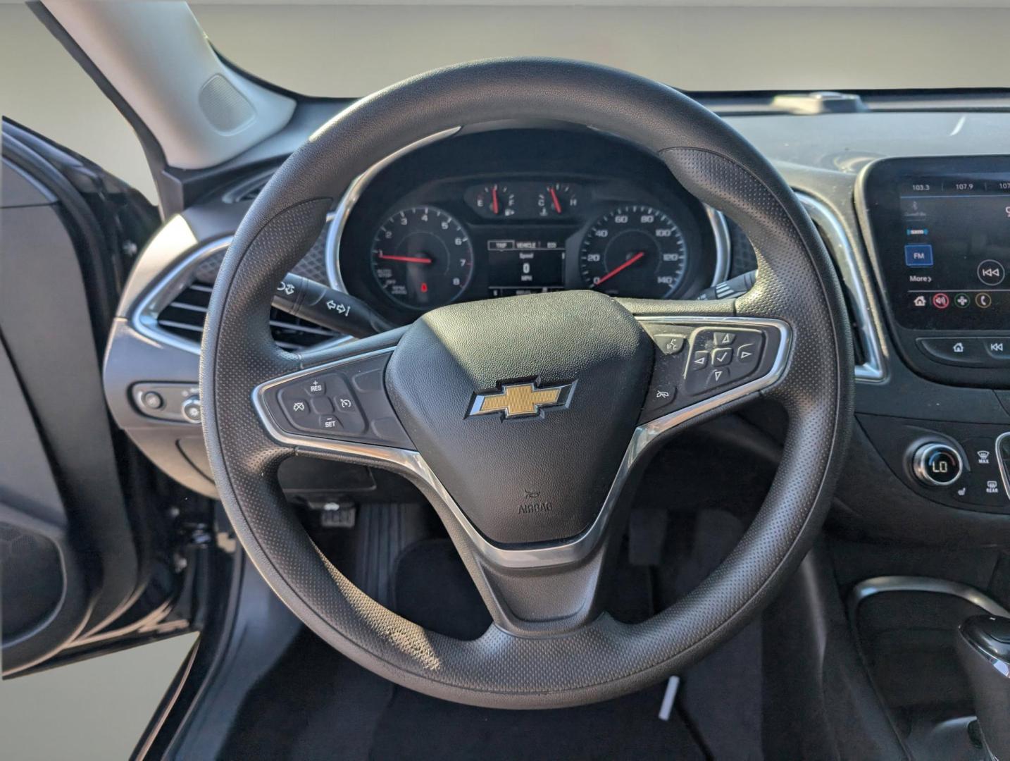 2020 /Jet Black Chevrolet Malibu LT (1G1ZD5ST7LF) with an Turbocharged Gas I4 1.5L/91 engine, 1-Speed Automatic transmission, located at 7000 Northlake Connector, Columbus, GA, 31904, (706) 987-8085, 32.524975, -84.978134 - 2020 Chevrolet Malibu LT - Photo#15