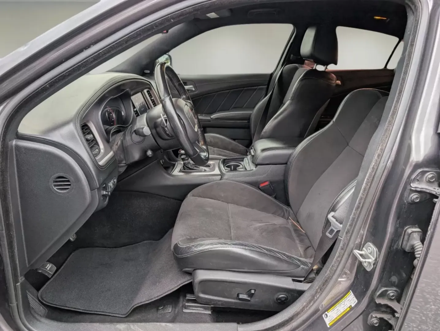 2020 /Black Dodge Charger GT (2C3CDXHG3LH) with an Other engine, located at 804 22nd Ave, Phenix City, AL, 36870, (334) 297-1860, 32.484749, -85.024475 - **Experience the Thrill of the Open Road with the 2020 Dodge Charger GT at Gils Auto in Phenix City, AL!**<br /> <br /> Are you ready to elevate your driving lifestyle? The 2020 Dodge Charger GT is the perfect choice for those who crave excitement on the road, whether you're a commuter navigating Ph - Photo#9