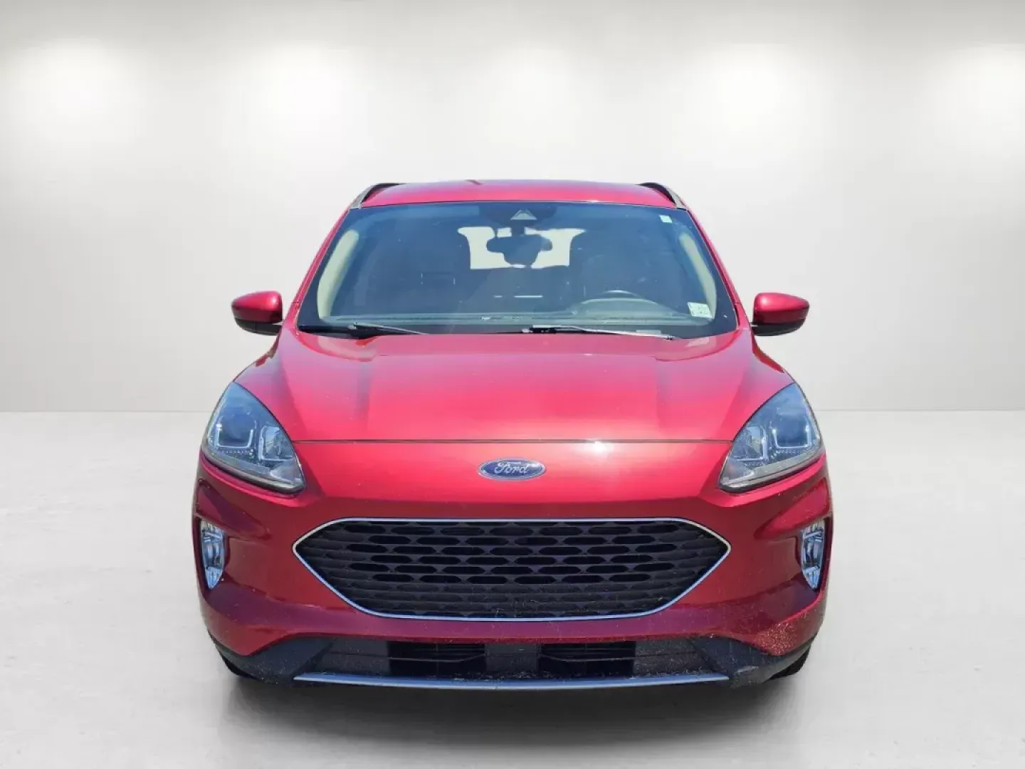 2020 Ford Escape SEL (1FMCU0H69LU) with an Intercooled Turbo Premium Unleaded I-3 1.5 L/91 engine, 8-Speed Automatic w/OD transmission, located at 521 Old Farm Lane Rd, Prattville, AL, 36066, (334) 325-1505, 32.482460, -86.416367 - 2020 Ford Escape SEL - Photo#2