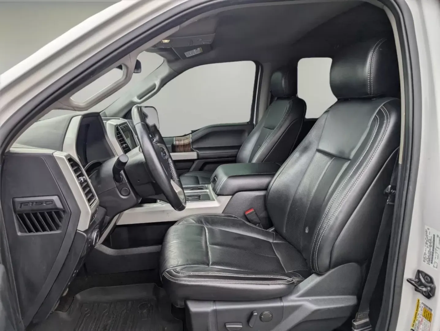 2020 Ford F-150 (1FTEW1E41LF) with an Other engine, located at 804 22nd Ave, Phenix City, AL, 36870, (334) 297-1860, 32.484749, -85.024475 - **Unleash the Adventure with the 2020 Ford F-150 Perfect for Your Next Journey!**<br /> <br /> Are you ready to elevate your driving experience? At Gils Auto in Phenix City, AL, we present an exceptional opportunity to own the 2020 Ford F-150-a versatile crew cab pickup that perfectly balances rugg - Photo#8
