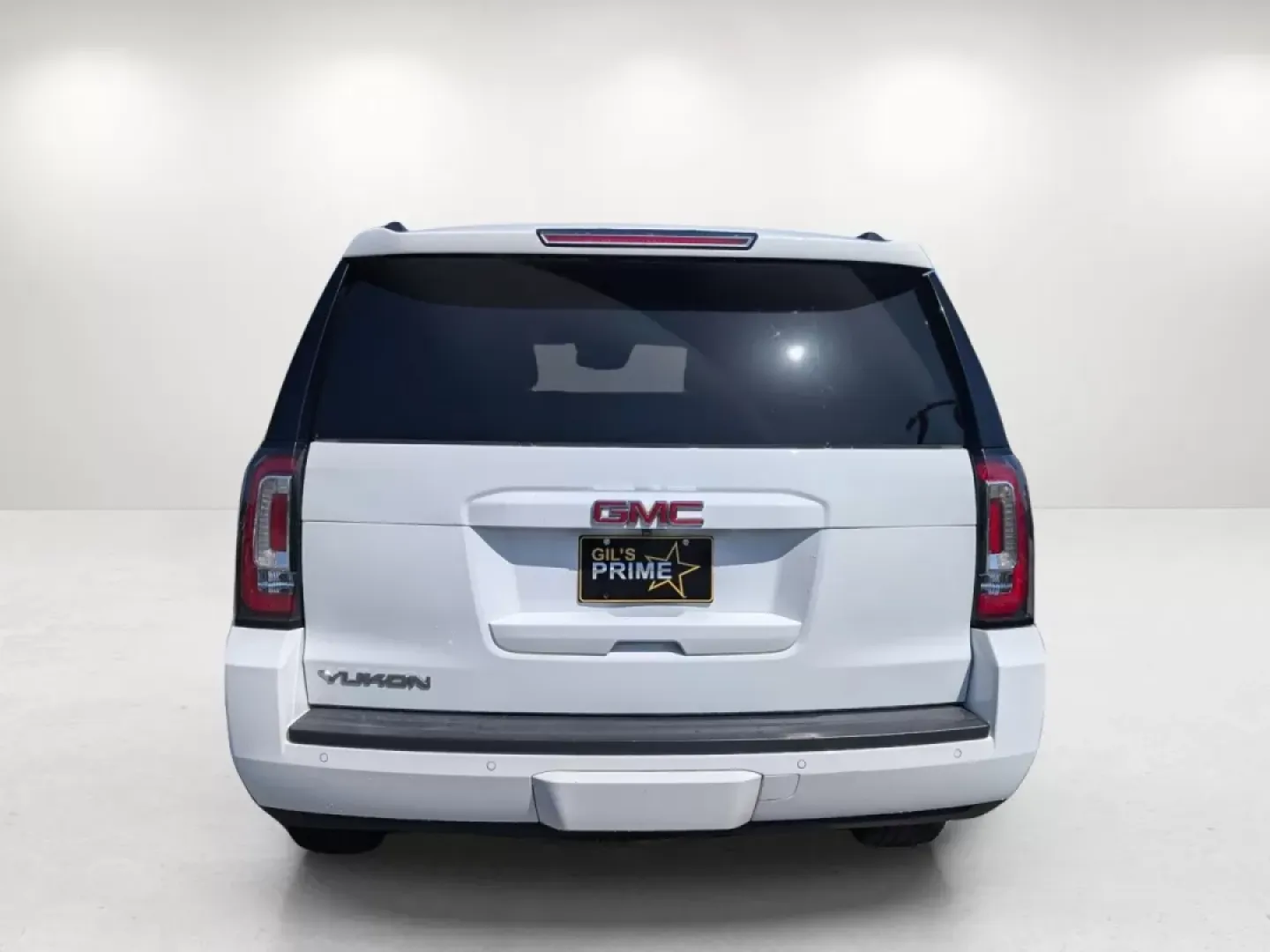 2020 /Jet Black GMC Yukon SLE (1GKS1AKC4LR) with an Other engine, located at 7000 Northlake Connector, Columbus, GA, 31904, (706) 987-8085, 32.524975, -84.978134 - ### Discover Your Next Adventure with the 2020 GMC Yukon SLE at Gils Auto - Prattville!<br /> <br /> Are you ready to elevate your family road trips or weekend getaways? The 2020 GMC Yukon SLE is the perfect companion for those seeking comfort, style, and versatility. With its spacious interior and - Photo#5