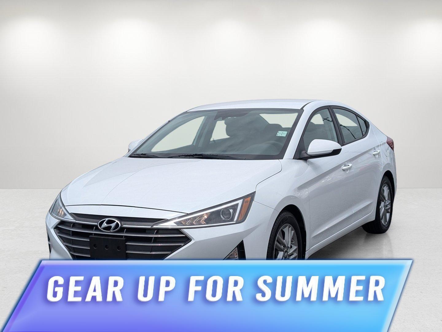 2020 /Black Hyundai Elantra SEL (5NPD84LF5LH) with an Regular Unleaded I-4 2.0 L/122 engine, 1-Speed CVT w/OD transmission, located at 7000 Northlake Connector, Columbus, GA, 31904, (706) 987-8085, 32.524975, -84.978134 - 2020 Hyundai Elantra SEL - Photo#0