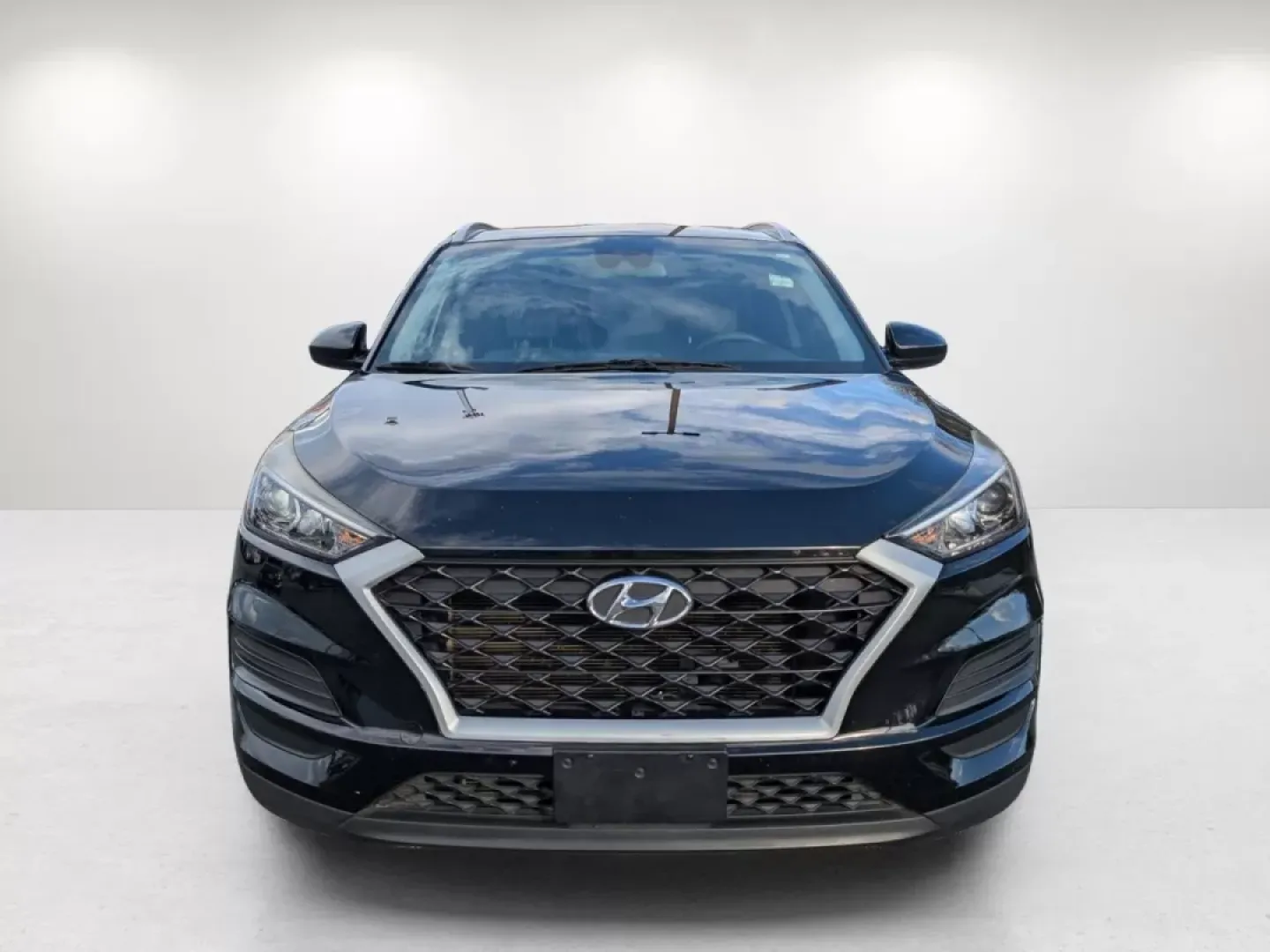 2020 /Gray Hyundai Tucson Value (KM8J3CA44LU) with an Other engine, located at 3959 U.S. 80 W, Phenix City, AL, 36870, (334) 297-4885, 32.469296, -85.135185 - **Discover Your Next Adventure with the 2020 Hyundai Tucson at Gils Auto - Phenix City!**<br /> <br /> Are you ready to elevate your driving experience? Whether you're navigating the bustling streets of Phenix City or embarking on a weekend getaway, the 2020 Hyundai Tucson is perfect for every lifes - Photo#1