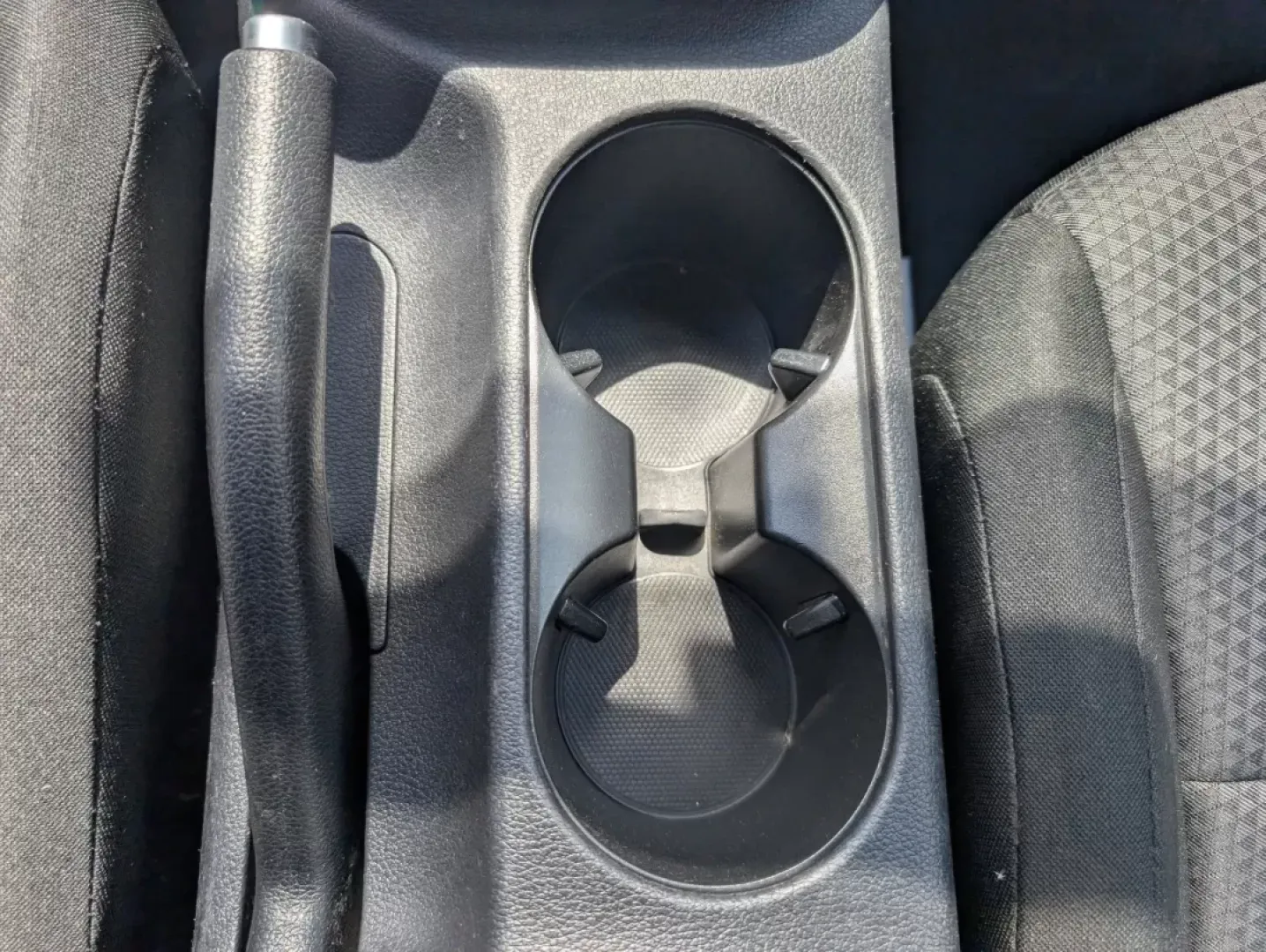 2020 /Black Kia Soul LX (KNDJ23AU7L7) with an Other engine, located at 5115 14th Ave., Columbus, GA, 31904, (706) 323-0345, 32.511494, -84.971046 - **Discover Your Next Adventure: 2020 Kia Soul LX at Gils Auto in Phenix City!**<br /> <br /> Are you ready to elevate your daily commute and weekend getaways? The 2020 Kia Soul LX is the perfect hatchback for those who seek versatility without compromising style. With its spacious interior, advanced - Photo#12