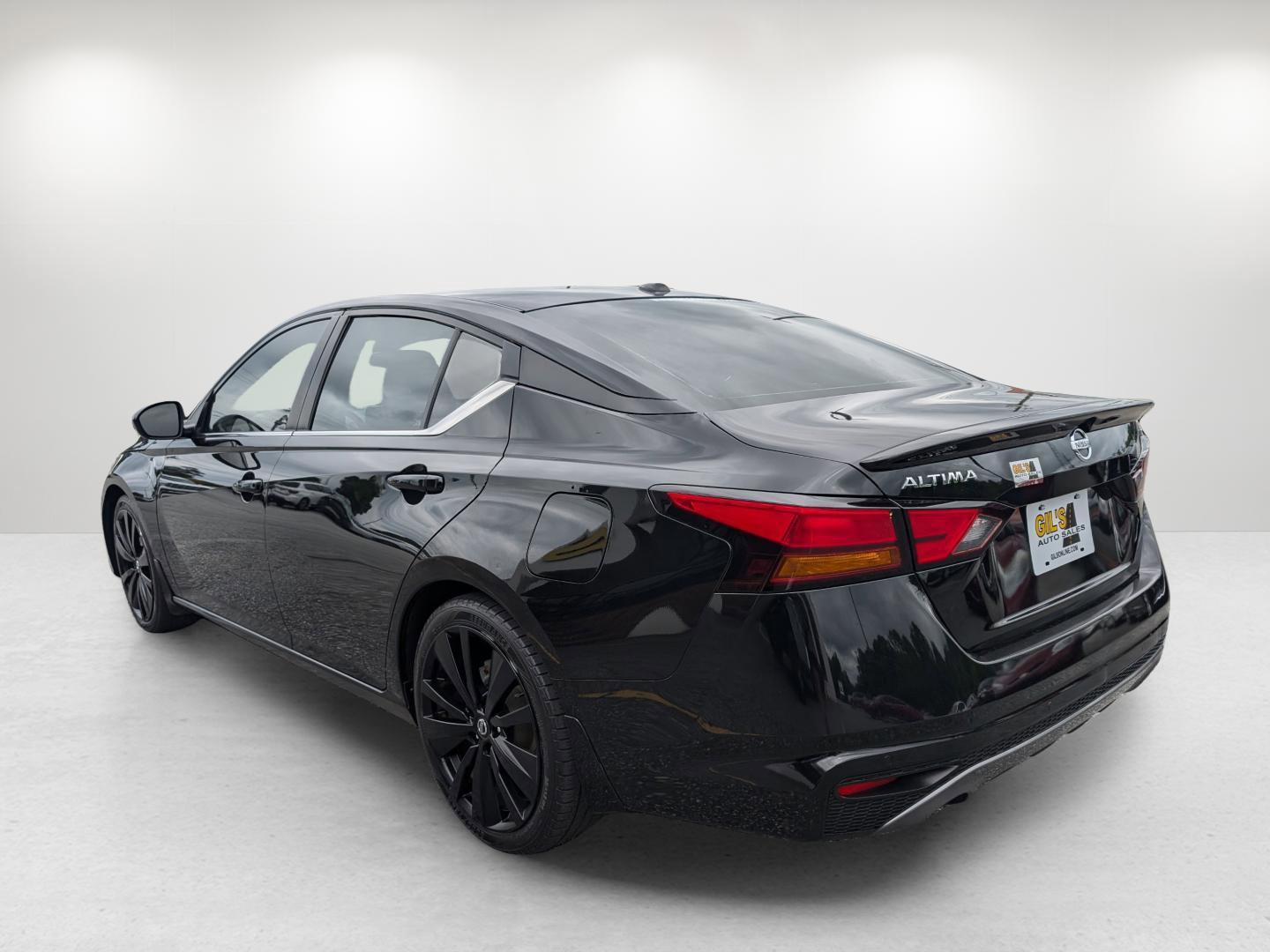 2020 /Sport Nissan Altima 2.5 SR (1N4BL4CV8LN) with an Regular Unleaded I-4 2.5 L/152 engine, 1-Speed CVT w/OD transmission, located at 5115 14th Ave., Columbus, GA, 31904, (706) 323-0345, 32.511494, -84.971046 - 2020 Nissan Altima 2.5 SR - Photo#2