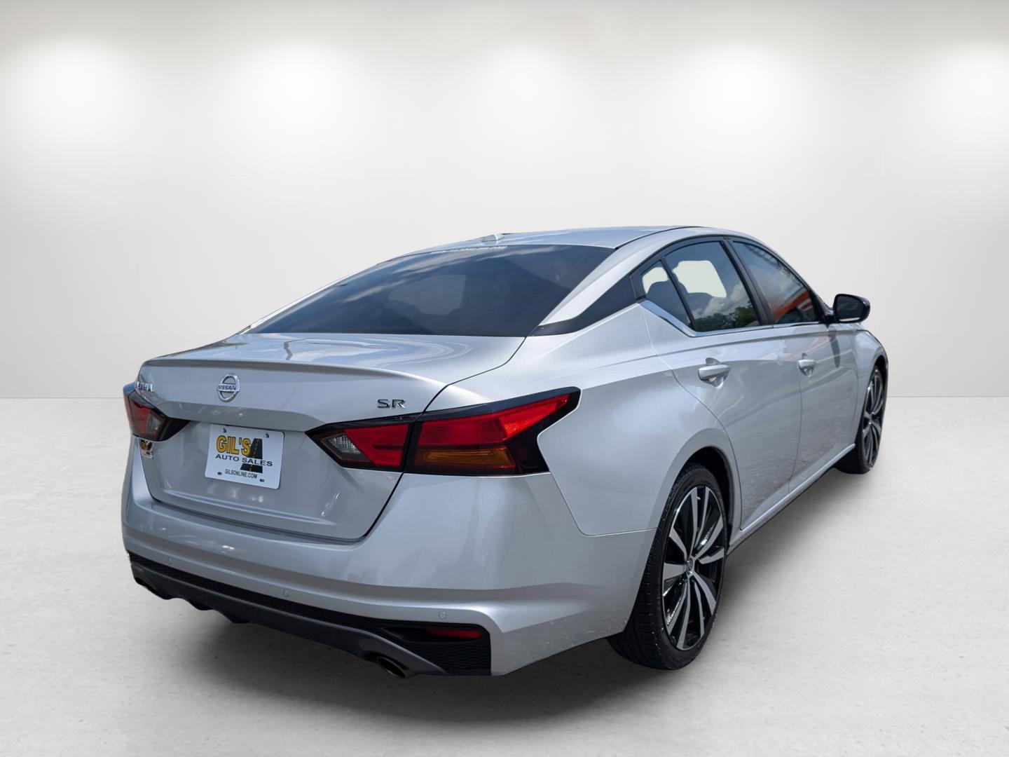 2020 /Sport Nissan Altima 2.5 SR (1N4BL4CVXLC) with an Regular Unleaded I-4 2.5 L/152 engine, 1-Speed CVT w/OD transmission, located at 5115 14th Ave., Columbus, GA, 31904, (706) 323-0345, 32.511494, -84.971046 - 2020 Nissan Altima 2.5 SR - Photo#4