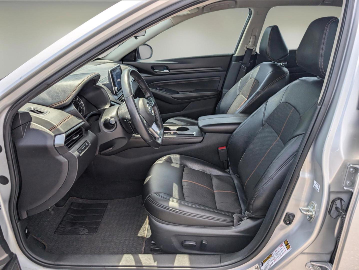 2020 /Sport Nissan Altima 2.5 SR (1N4BL4CVXLC) with an Regular Unleaded I-4 2.5 L/152 engine, 1-Speed CVT w/OD transmission, located at 5115 14th Ave., Columbus, GA, 31904, (706) 323-0345, 32.511494, -84.971046 - 2020 Nissan Altima 2.5 SR - Photo#9