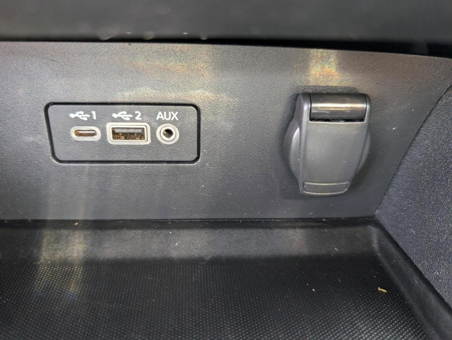 2020 /Sport Nissan Altima 2.5 SR (1N4BL4CVXLC) with an Regular Unleaded I-4 2.5 L/152 engine, 1-Speed CVT w/OD transmission, located at 5115 14th Ave., Columbus, GA, 31904, (706) 323-0345, 32.511494, -84.971046 - 2020 Nissan Altima 2.5 SR - Photo#16