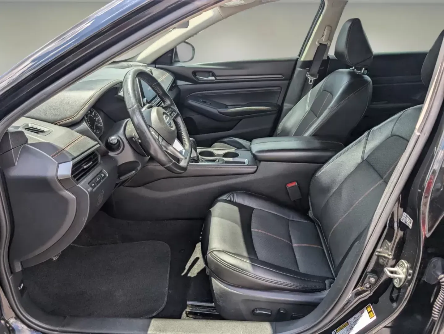 2020 /Sport Nissan Altima 2.5 SR (1N4BL4CV6LC) with an Regular Unleaded I-4 2.5 L/152 engine, 1-Speed CVT w/OD transmission, located at 3959 U.S. 80 W, Phenix City, AL, 36870, (334) 297-4885, 32.469296, -85.135185 - 2020 Nissan Altima 2.5 SR - Photo#10