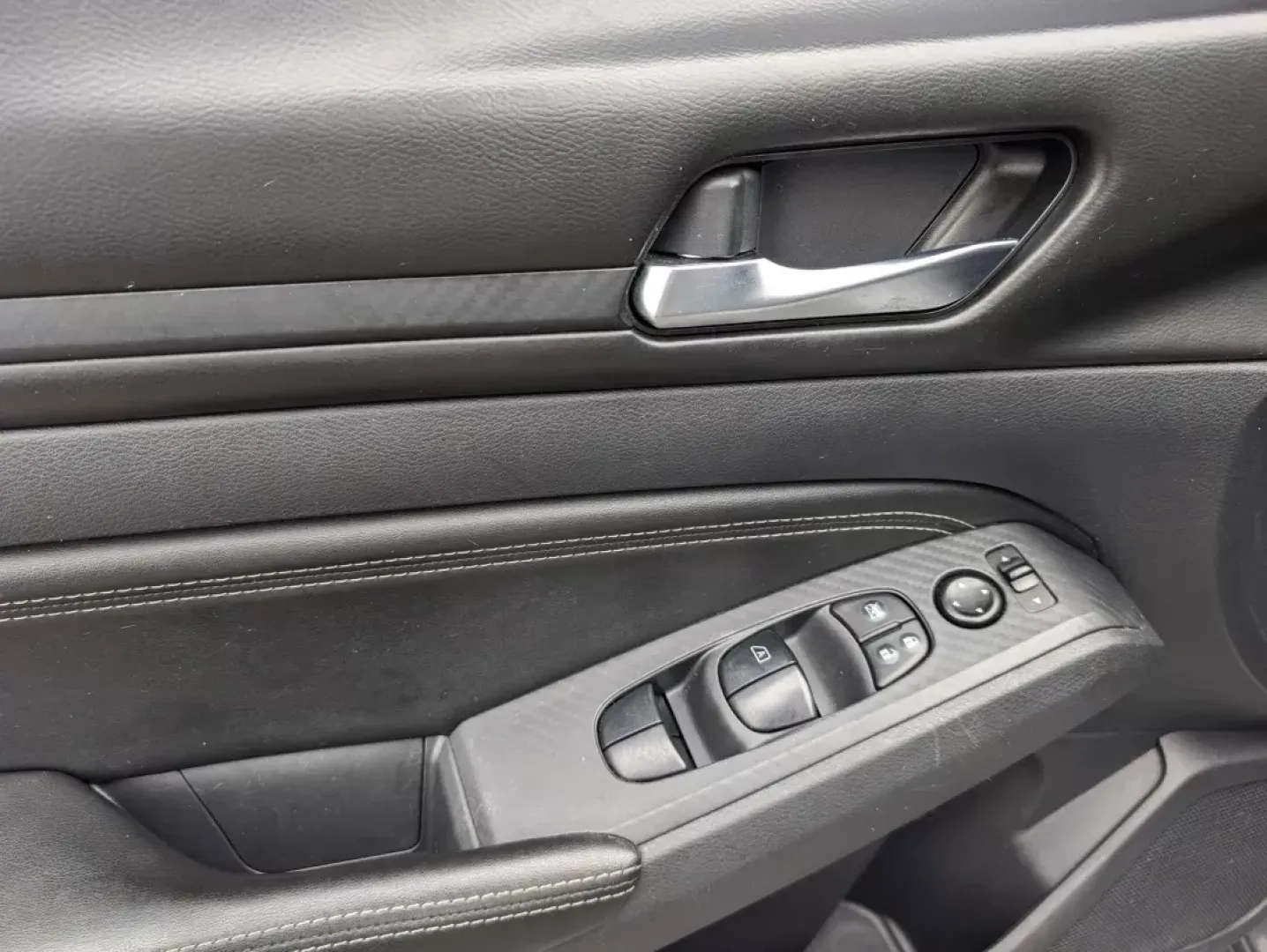 2020 /Charcoal Nissan Altima 2.5 S (1N4BL4BV3LC) with an Other engine, located at 1430 Gateway Drive, Opelika, AL, 36801, (334) 239-0944, 32.637871, -85.409790 - Experience a seamless blend of style, comfort, and practicality with this stunning **2020 Nissan Altima 2.5 S**, available now at **Gils Auto** in **Opelika, AL**. Whether you're commuting to work or taking the family on a road trip, this sedan is the ideal choice for those who value reliability and - Photo#8