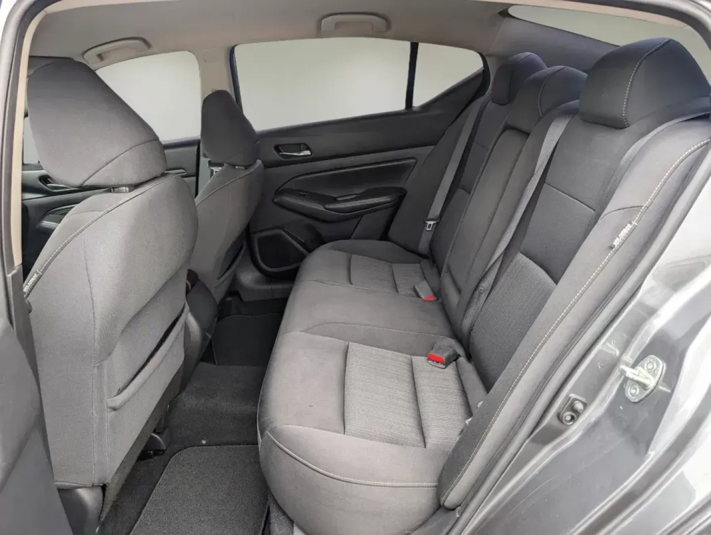 2020 /Charcoal Nissan Altima 2.5 S (1N4BL4BV3LC) with an Other engine, located at 1430 Gateway Drive, Opelika, AL, 36801, (334) 239-0944, 32.637871, -85.409790 - Experience a seamless blend of style, comfort, and practicality with this stunning **2020 Nissan Altima 2.5 S**, available now at **Gils Auto** in **Opelika, AL**. Whether you're commuting to work or taking the family on a road trip, this sedan is the ideal choice for those who value reliability and - Photo#10