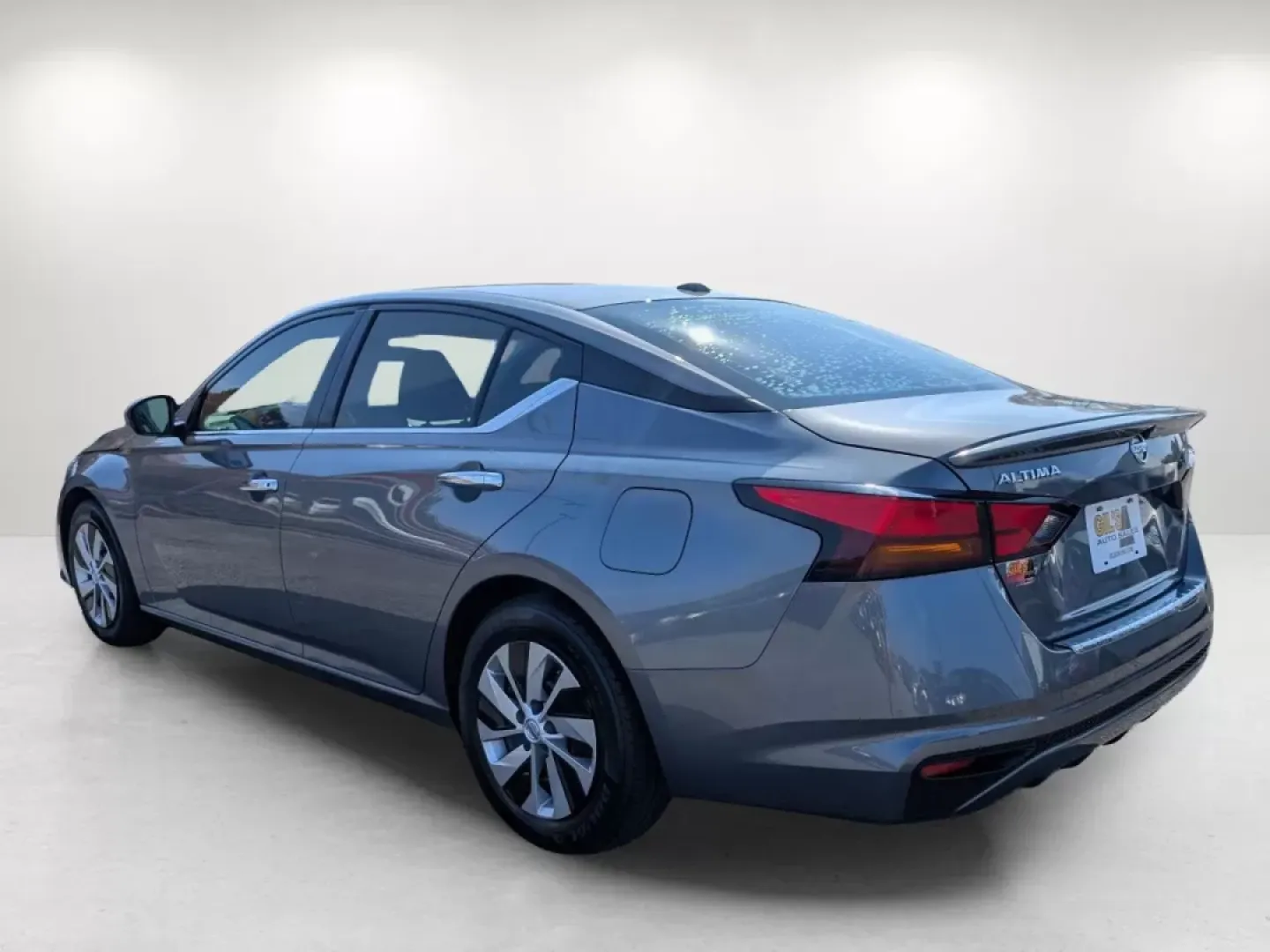 2020 /Charcoal Nissan Altima 2.5 S (1N4BL4BV1LC) with an Other engine, located at 521 Old Farm Lane Rd, Prattville, AL, 36066, (334) 325-1505, 32.482460, -86.416367 - **Discover Your Perfect Ride at Gils Auto - Phenix City!**<br /> <br /> Are you looking for a reliable vehicle that seamlessly fits into your busy lifestyle? The 2020 Nissan Altima 2.5 S is the ideal sedan for those who need a dependable companion for daily commutes, family outings, or weekend adven - Photo#6