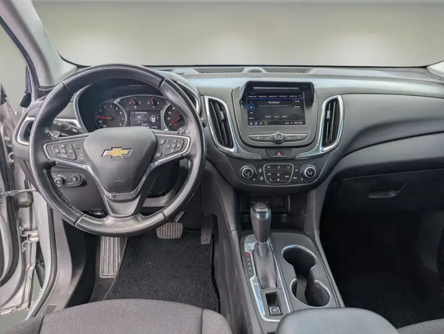 2021 /Jet Black Chevrolet Equinox LT (3GNAXJEV6MS) with an Turbocharged Gas I4 1.5L/92 engine, 6-Speed Automatic transmission, located at 3959 U.S. 80 W, Phenix City, AL, 36870, (334) 297-4885, 32.469296, -85.135185 - 2021 Chevrolet Equinox LT - Photo#11