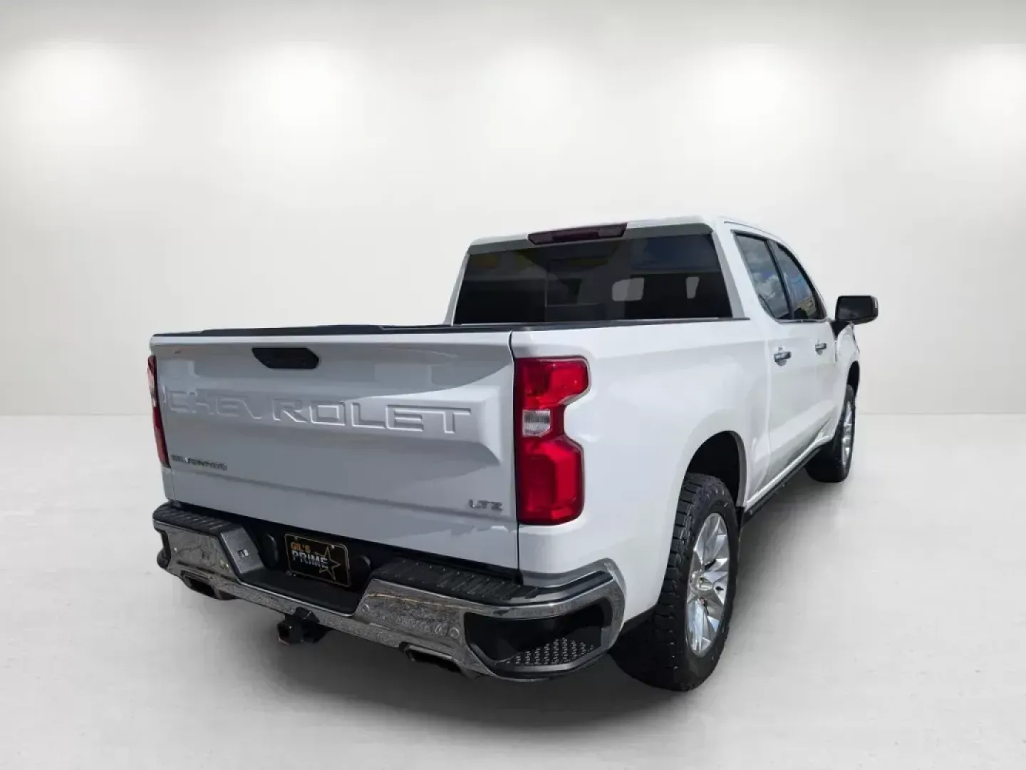 2021 /Gideon/Very Dark Atmosphere Chevrolet Silverado 1500 LTZ (3GCUYGED7MG) with an Gas V8 5.3L/325 engine, 8-Speed Automatic transmission, located at 7000 Northlake Connector, Columbus, GA, 31904, (706) 987-8085, 32.524975, -84.978134 - 2021 Chevrolet Silverado 1500 LTZ - Photo#4