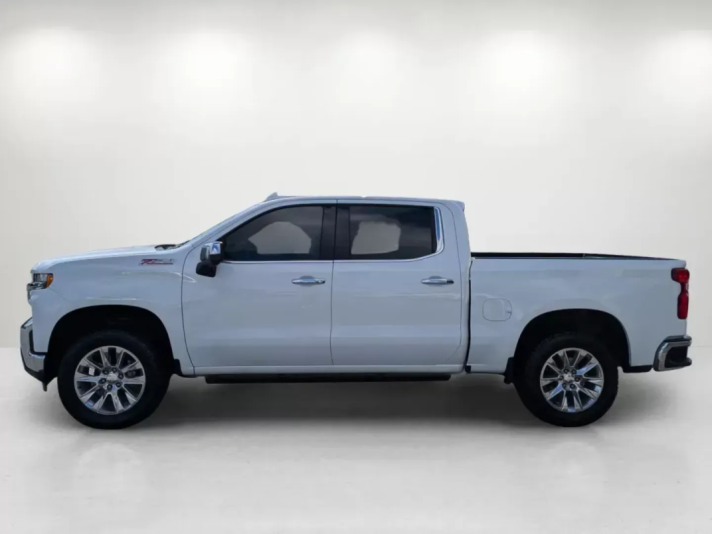 2021 /Gideon/Very Dark Atmosphere Chevrolet Silverado 1500 LTZ (3GCUYGED7MG) with an Gas V8 5.3L/325 engine, 8-Speed Automatic transmission, located at 7000 Northlake Connector, Columbus, GA, 31904, (706) 987-8085, 32.524975, -84.978134 - 2021 Chevrolet Silverado 1500 LTZ - Photo#7