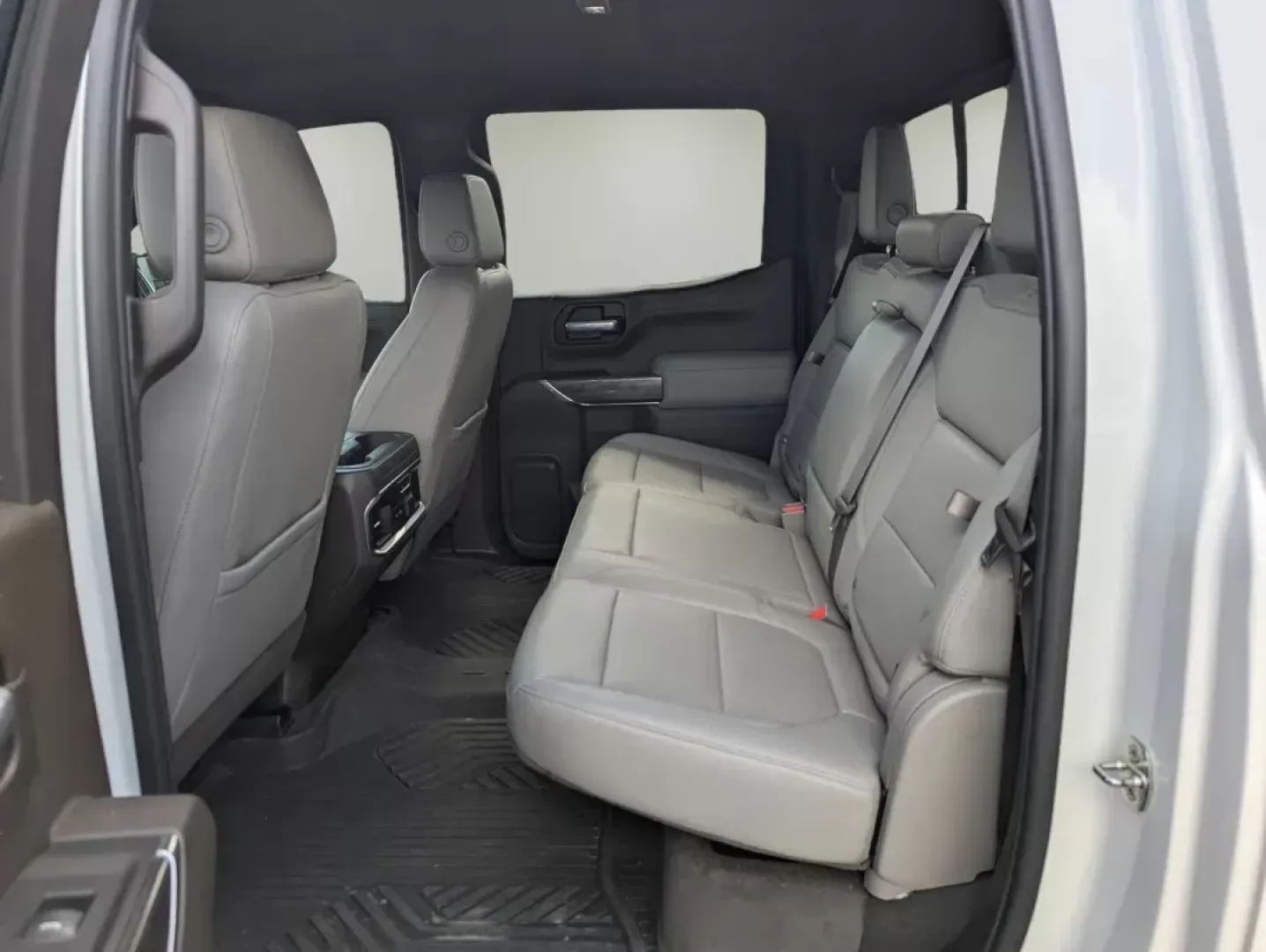 2021 /Gideon/Very Dark Atmosphere Chevrolet Silverado 1500 LTZ (3GCUYGED7MG) with an Gas V8 5.3L/325 engine, 8-Speed Automatic transmission, located at 7000 Northlake Connector, Columbus, GA, 31904, (706) 987-8085, 32.524975, -84.978134 - 2021 Chevrolet Silverado 1500 LTZ - Photo#11