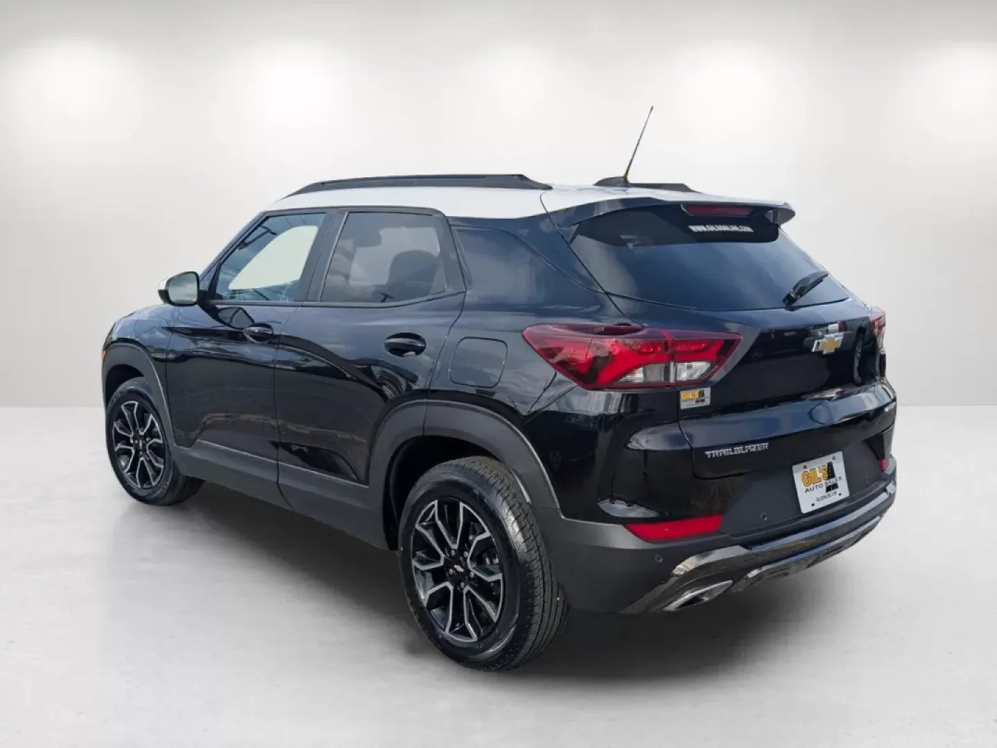 2021 /Jet Black with Arizona accents Chevrolet Trailblazer ACTIV (KL79MVSL9MB) with an Other engine, located at 3959 U.S. 80 W, Phenix City, AL, 36870, (334) 297-4885, 32.469296, -85.135185 - **Elevate Your Adventures with the 2021 Chevrolet Trailblazer ACTIV at Gils Auto!**<br /> <br /> Are you ready to enhance your lifestyle with a vehicle that can handle everything from daily commutes to weekend getaways? The 2021 Chevrolet Trailblazer ACTIV is the perfect SUV for those who crave vers - Photo#6