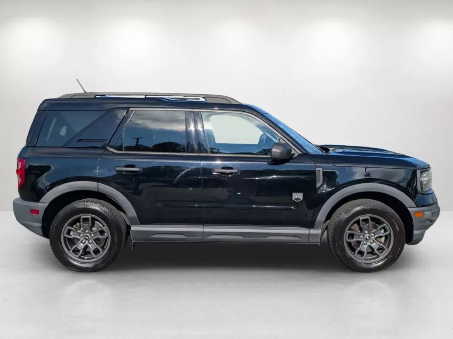 2021 /Ebony Ford Bronco Sport Big Bend (3FMCR9B64MR) with an Other engine, located at 804 22nd Ave, Phenix City, AL, 36870, (334) 297-1860, 32.484749, -85.024475 - Experience the great outdoors and urban adventures with the 2021 Ford Bronco Sport Big Bend, now available at Gils Auto in Phenix City, AL. Whether you're planning a weekend camping trip with friends or navigating your daily commute, this versatile SUV is designed to elevate your lifestyle. With its - Photo#3