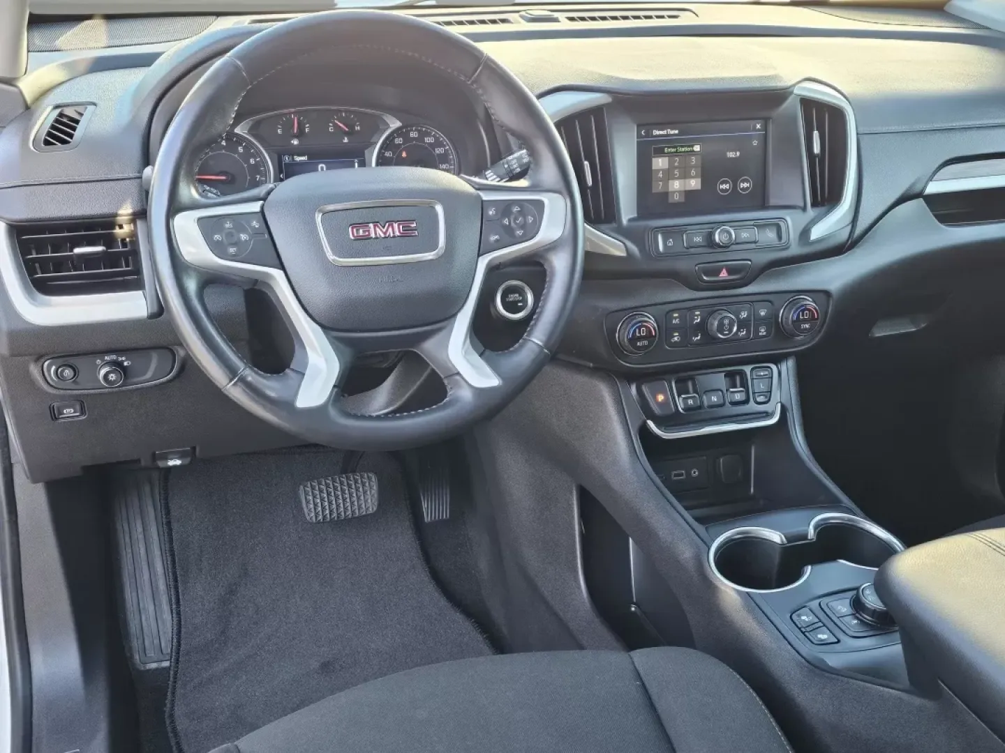 2021 /Jet Black GMC Terrain SLE (3GKALMEV8ML) with an Other engine, located at 7000 Northlake Connector, Columbus, GA, 31904, (706) 987-8085, 32.524975, -84.978134 - **Experience the Perfect Blend of Comfort and Capability with the 2021 GMC Terrain SLE at Gils Auto - Phenix City**<br /> <br /> Are you searching for a versatile SUV that can seamlessly adapt to your busy lifestyle? Look no further than the 2021 GMC Terrain SLE, available now at Gils Auto in Phenix - Photo#15