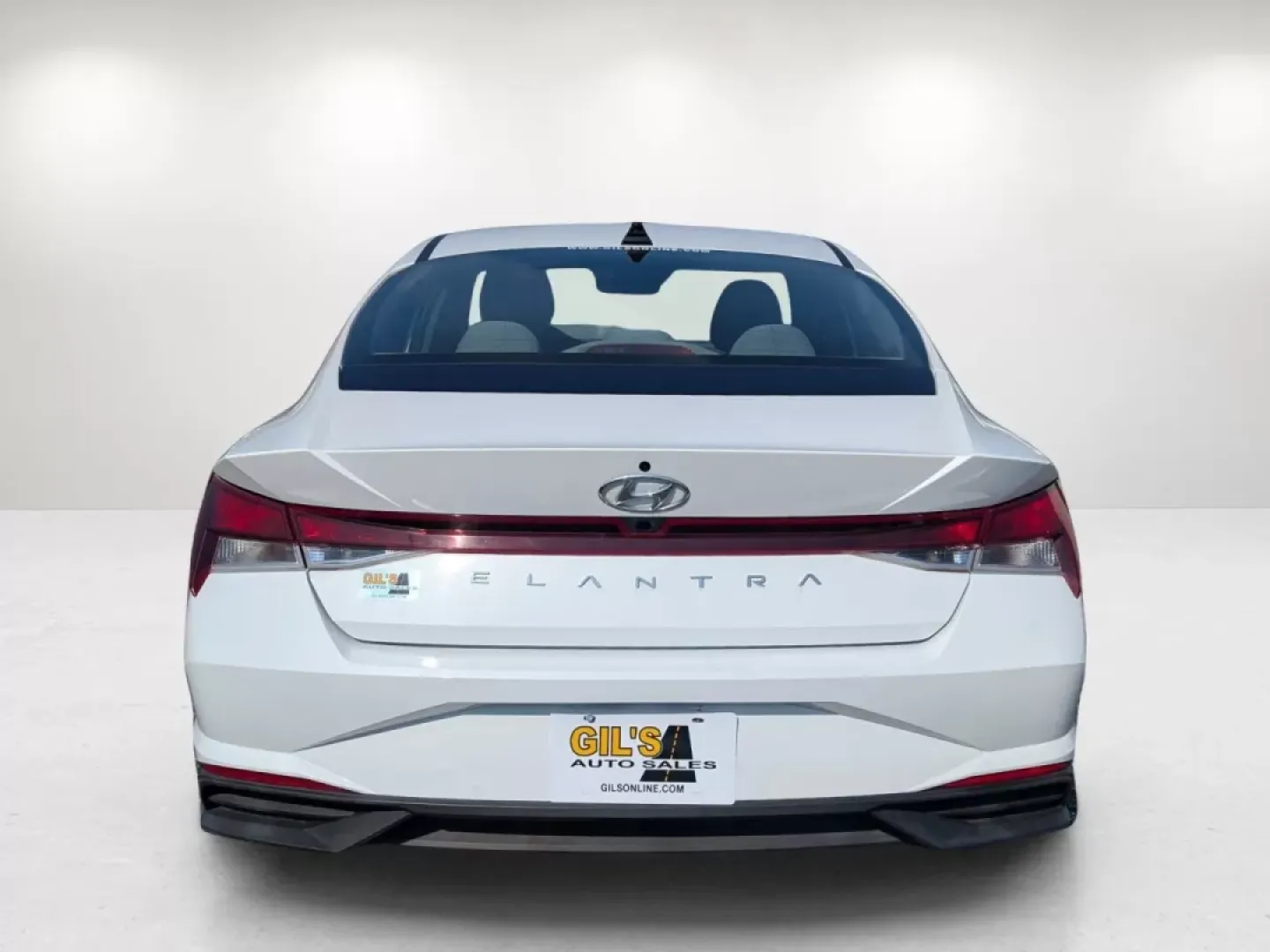 2021 /Medium Gray Hyundai Elantra SEL (5NPLM4AGXMH) with an Other engine, located at 3959 U.S. 80 W, Phenix City, AL, 36870, (334) 297-4885, 32.469296, -85.135185 - 2021 Hyundai Elantra SEL - Photo#5
