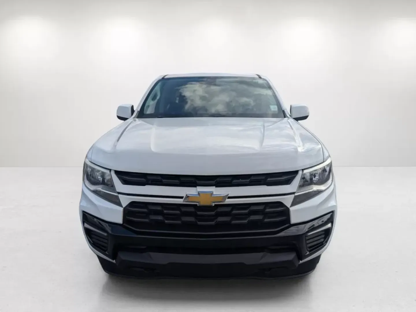 2022 /Jet Black Chevrolet Colorado 4WD LT (1GCGTCEN8N1) with an Other engine, located at 3959 U.S. 80 W, Phenix City, AL, 36870, (334) 297-4885, 32.469296, -85.135185 - **Explore New Heights with the 2022 Chevrolet Colorado at Gils Auto in Phenix City, AL!**<br /> <br /> Are you ready to elevate your adventures or tackle everyday errands with confidence? The 2022 Chevrolet Colorado Crew Cab Pickup is designed for those who crave versatility, making it perfect for g - Photo#2