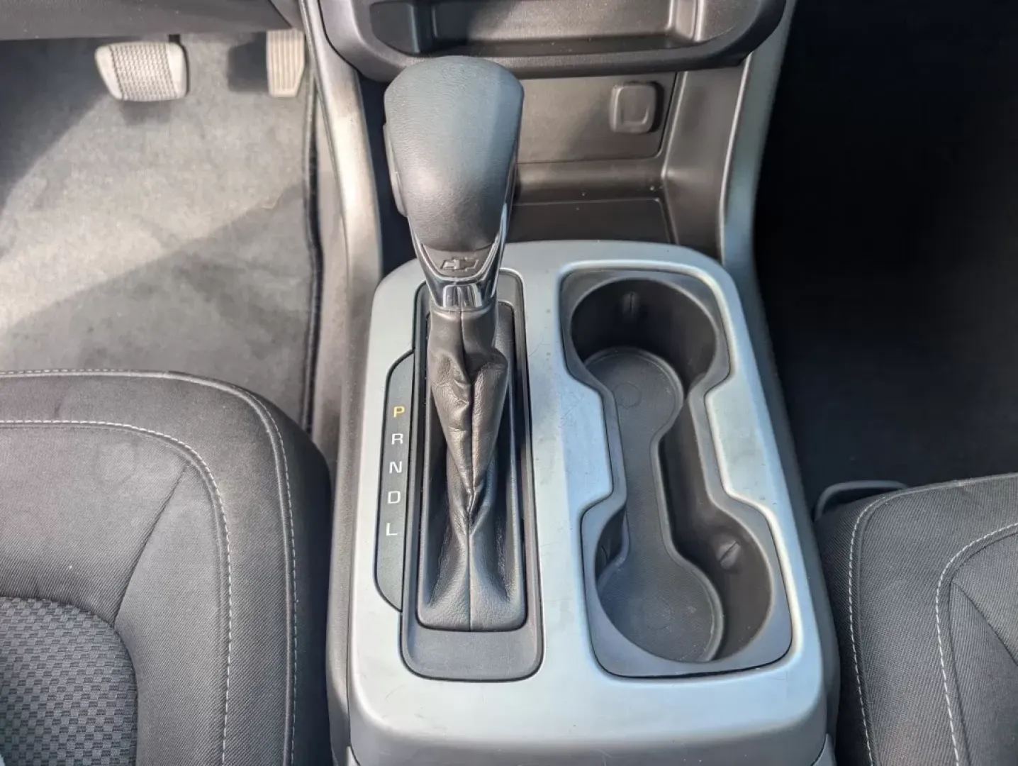 2022 /Jet Black Chevrolet Colorado 4WD LT (1GCGTCEN8N1) with an Other engine, located at 3959 U.S. 80 W, Phenix City, AL, 36870, (334) 297-4885, 32.469296, -85.135185 - **Explore New Heights with the 2022 Chevrolet Colorado at Gils Auto in Phenix City, AL!**<br /> <br /> Are you ready to elevate your adventures or tackle everyday errands with confidence? The 2022 Chevrolet Colorado Crew Cab Pickup is designed for those who crave versatility, making it perfect for g - Photo#13