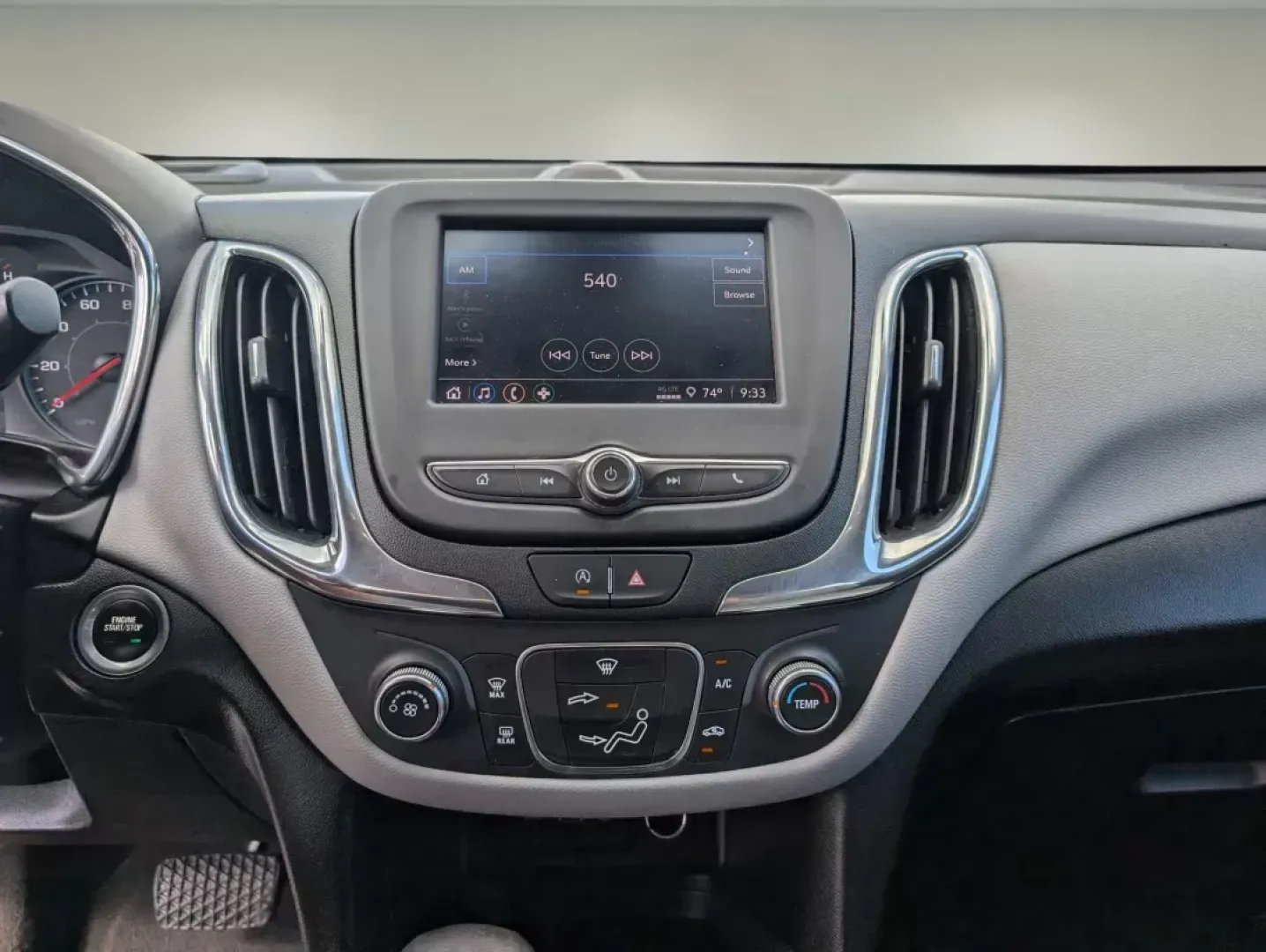 2022 /Medium Ash Gray Chevrolet Equinox LS (2GNAXHEV3N6) with an Turbocharged Gas I4 1.5L/92 engine, 6-Speed Automatic transmission, located at 804 22nd Ave, Phenix City, AL, 36870, (334) 297-1860, 32.484749, -85.024475 - 2022 Chevrolet Equinox LS - Photo#14