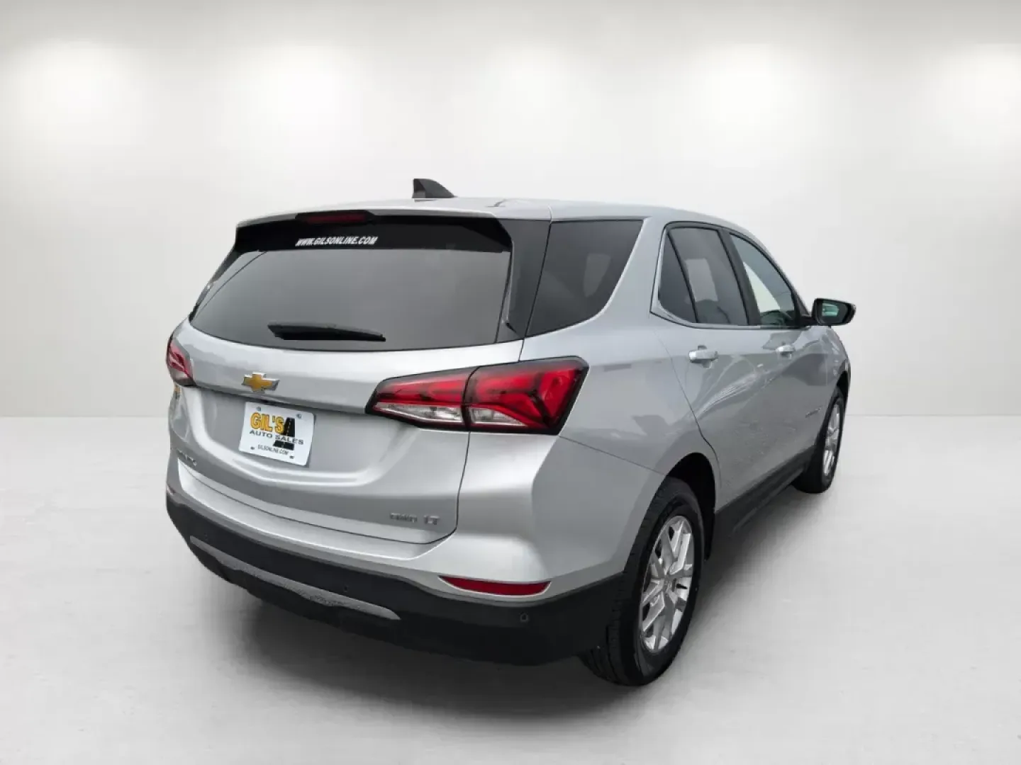 2022 /Jet Black Chevrolet Equinox LT (2GNAXTEV9N6) with an Turbocharged Gas I4 1.5L/92 engine, 6-Speed Automatic transmission, located at 7000 Northlake Connector, Columbus, GA, 31904, (706) 987-8085, 32.524975, -84.978134 - 2022 Chevrolet Equinox LT - Photo#4