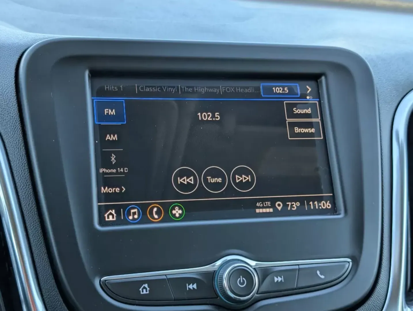 2022 /Medium Ash Gray Chevrolet Equinox LS (3GNAXHEV9NS) with an Other engine, located at 3959 U.S. 80 W, Phenix City, AL, 36870, (334) 297-4885, 32.469296, -85.135185 - **Discover Your Perfect Adventure Companion: 2022 Chevrolet Equinox LS at Gils Auto!**<br /> <br /> Are you in search of a reliable SUV that fits seamlessly into your active lifestyle? Look no further than the 2022 Chevrolet Equinox LS, now available at Gils Auto in Phenix City, AL. This versatile s - Photo#18