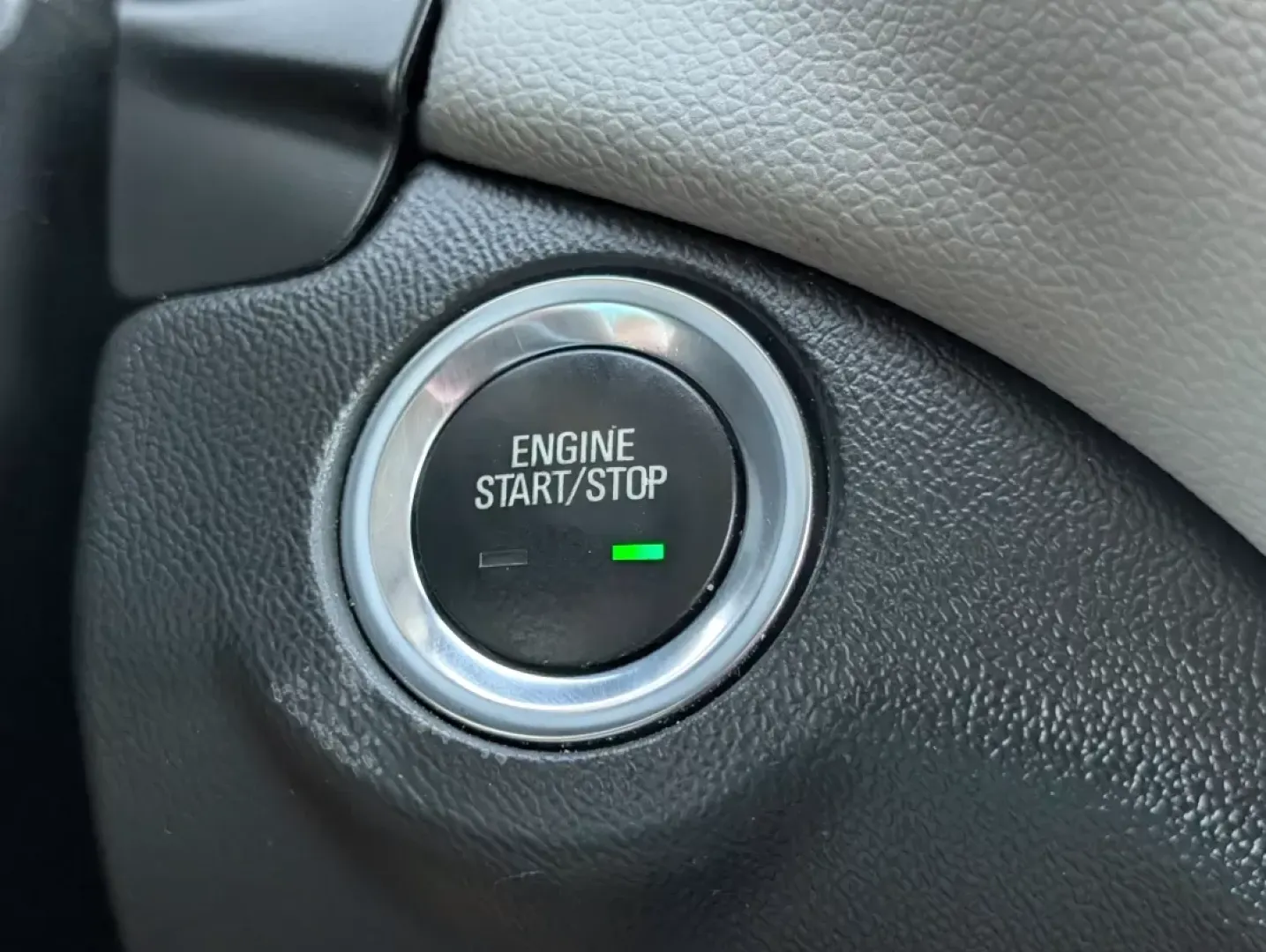 2022 /Medium Ash Gray Chevrolet Equinox LS (3GNAXHEV9NS) with an Other engine, located at 3959 U.S. 80 W, Phenix City, AL, 36870, (334) 297-4885, 32.469296, -85.135185 - **Discover Your Perfect Adventure Companion: 2022 Chevrolet Equinox LS at Gils Auto!**<br /> <br /> Are you in search of a reliable SUV that fits seamlessly into your active lifestyle? Look no further than the 2022 Chevrolet Equinox LS, now available at Gils Auto in Phenix City, AL. This versatile s - Photo#20