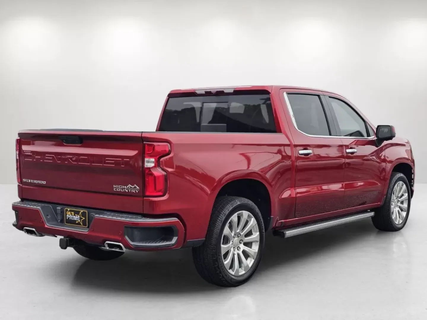 2022 /Jet Black Chevrolet Silverado 1500 LTD High Country (1GCUYHEL5NZ) with an Other engine, located at 7000 Northlake Connector, Columbus, GA, 31904, (706) 987-8085, 32.524975, -84.978134 - **Elevate Your Adventures with the 2022 Chevrolet Silverado 1500 LTD High Country!**<br /> <br /> Are you ready to take your outdoor adventures and daily drives to the next level? The 2022 Chevrolet Silverado 1500 LTD High Country, available at Gils Auto in Phenix City, AL, is the perfect companion - Photo#4