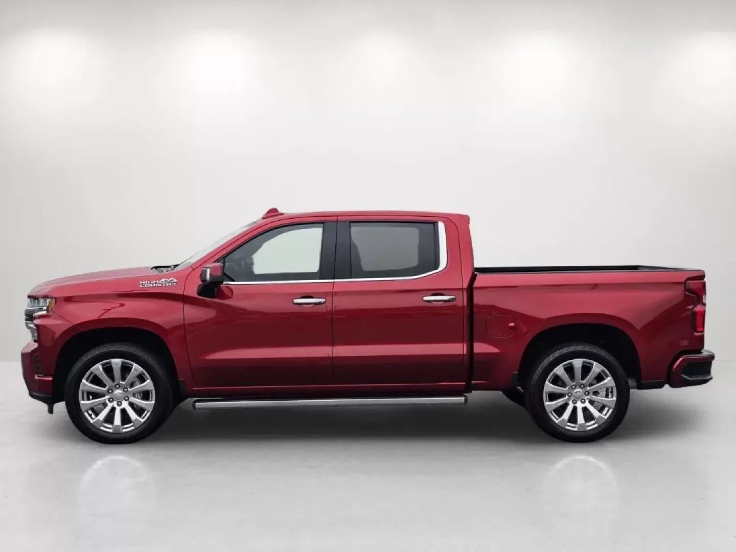 2022 /Jet Black Chevrolet Silverado 1500 LTD High Country (1GCUYHEL5NZ) with an Other engine, located at 7000 Northlake Connector, Columbus, GA, 31904, (706) 987-8085, 32.524975, -84.978134 - **Elevate Your Adventures with the 2022 Chevrolet Silverado 1500 LTD High Country!**<br /> <br /> Are you ready to take your outdoor adventures and daily drives to the next level? The 2022 Chevrolet Silverado 1500 LTD High Country, available at Gils Auto in Phenix City, AL, is the perfect companion - Photo#7