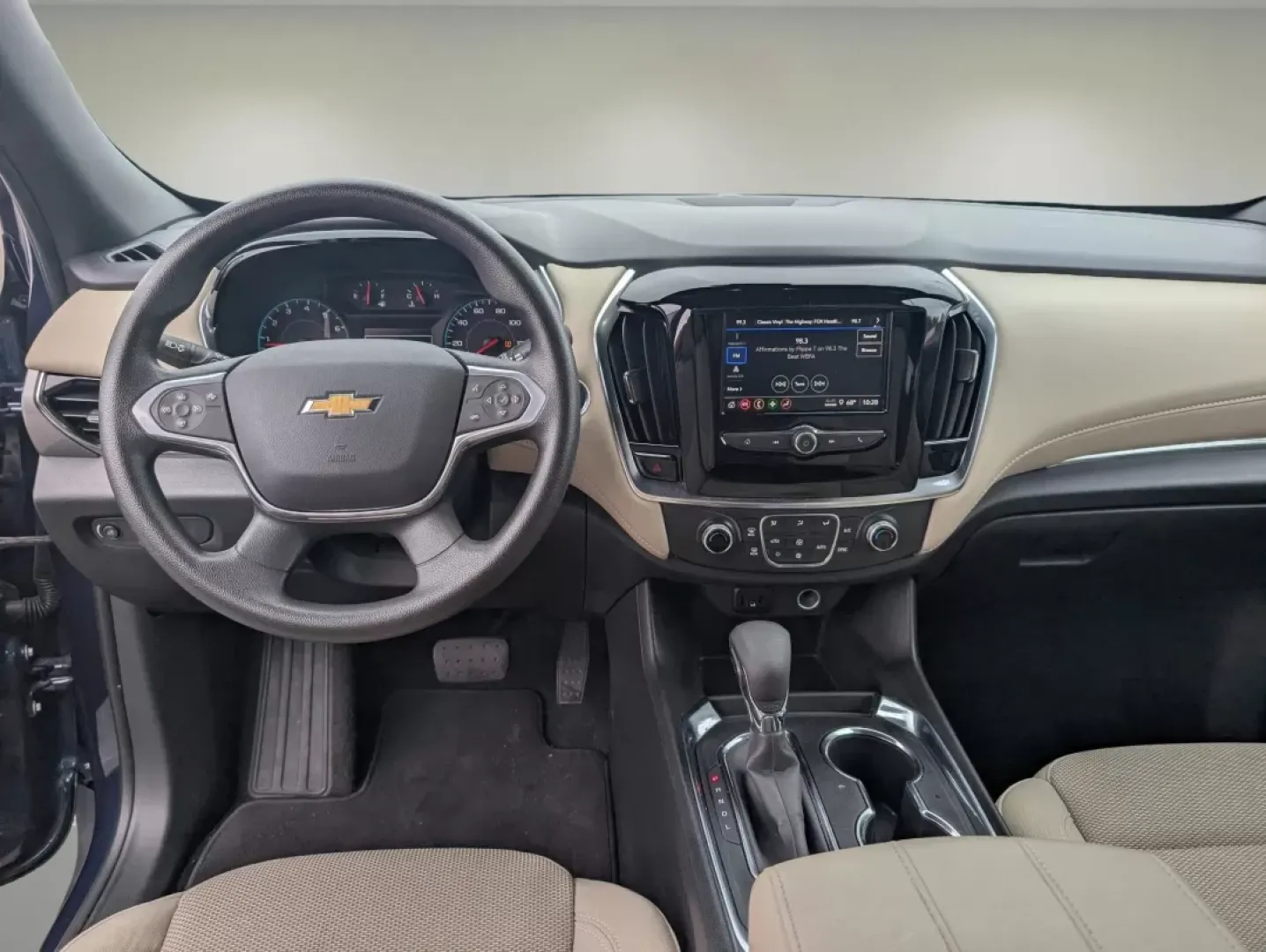 2022 /Jet Black/Chai Chevrolet Traverse LS (1GNERLKW6NJ) with an Other engine, located at 3959 U.S. 80 W, Phenix City, AL, 36870, (334) 297-4885, 32.469296, -85.135185 - Unleash the thrill of family adventures with this stunning 2022 Chevrolet Traverse, now available at Gils Auto in Phenix City, AL. If you're seeking a vehicle that can comfortably accommodate your growing family, this spacious SUV is the perfect choice for road trips, school runs, or weekend getaway - Photo#11